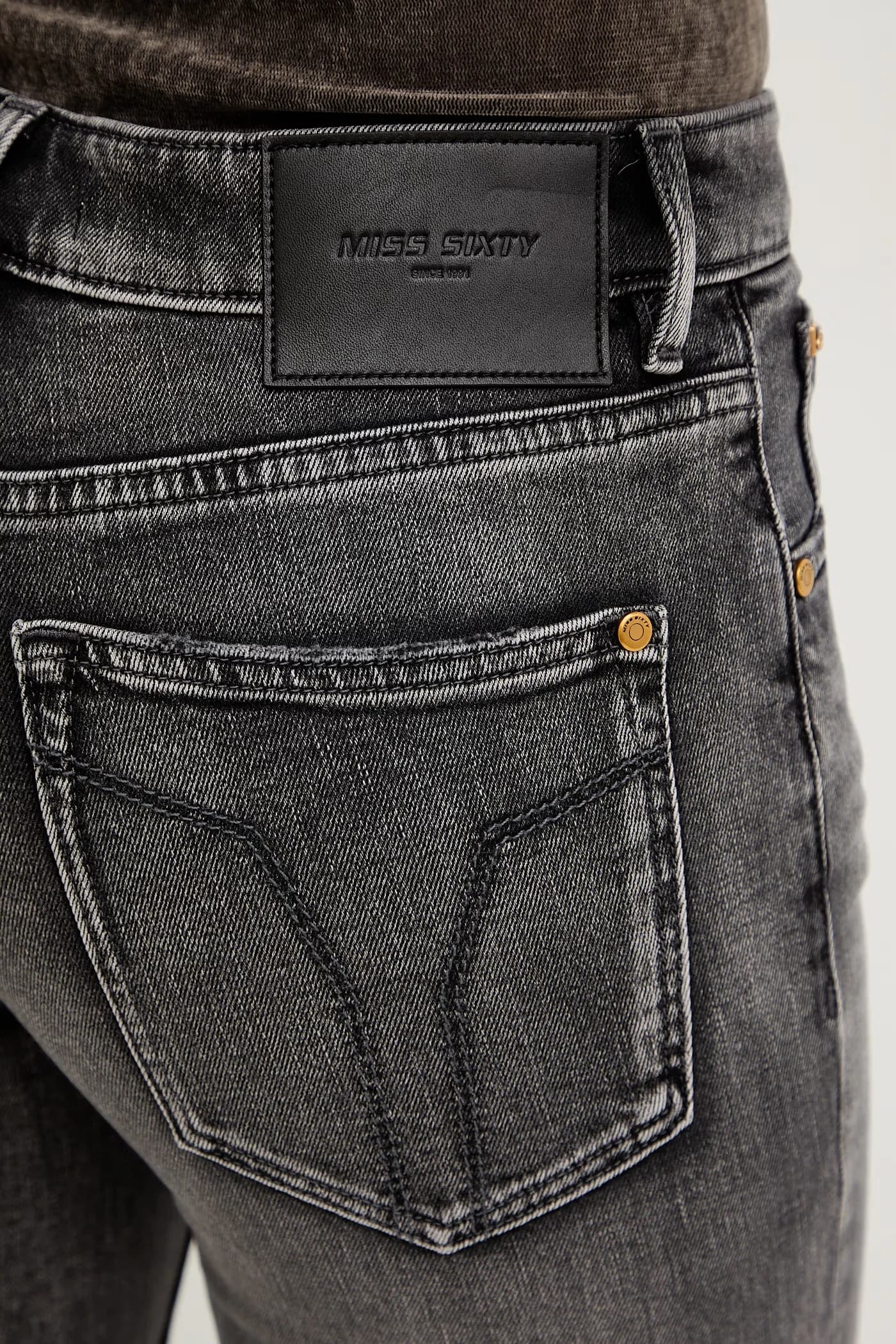 Джинсы - фото 4