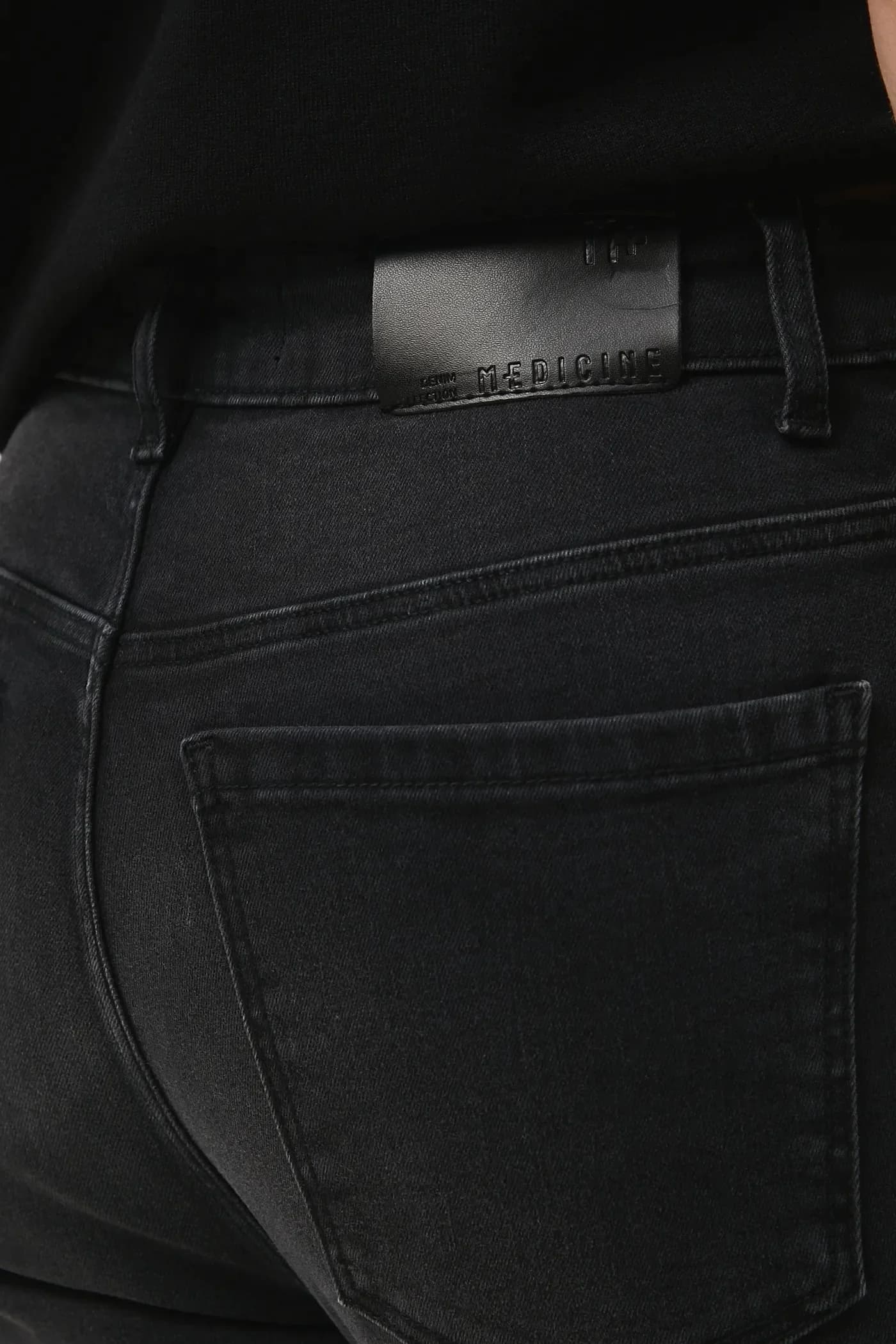 Джинсы - фото 4