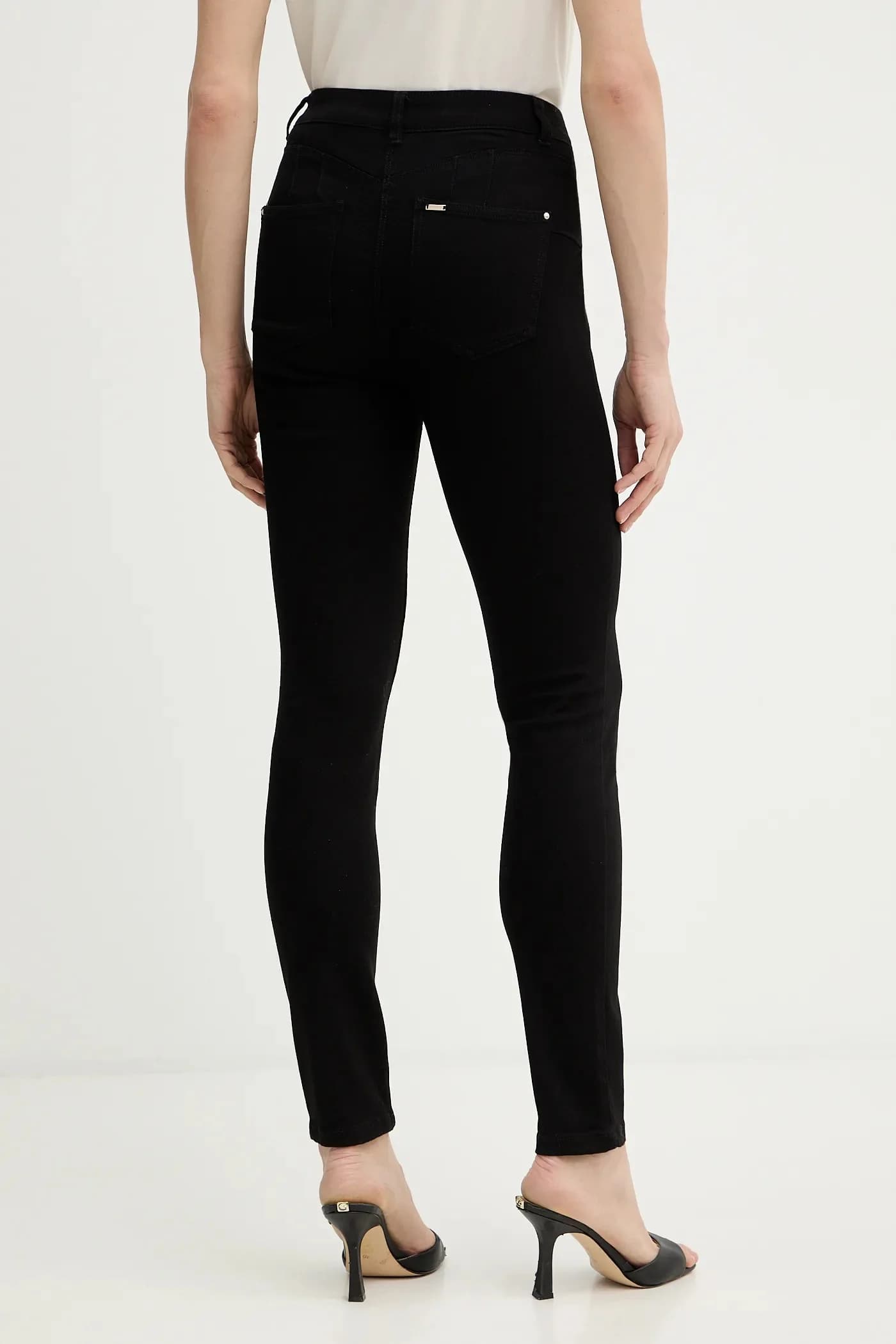 Джинсы - фото 3