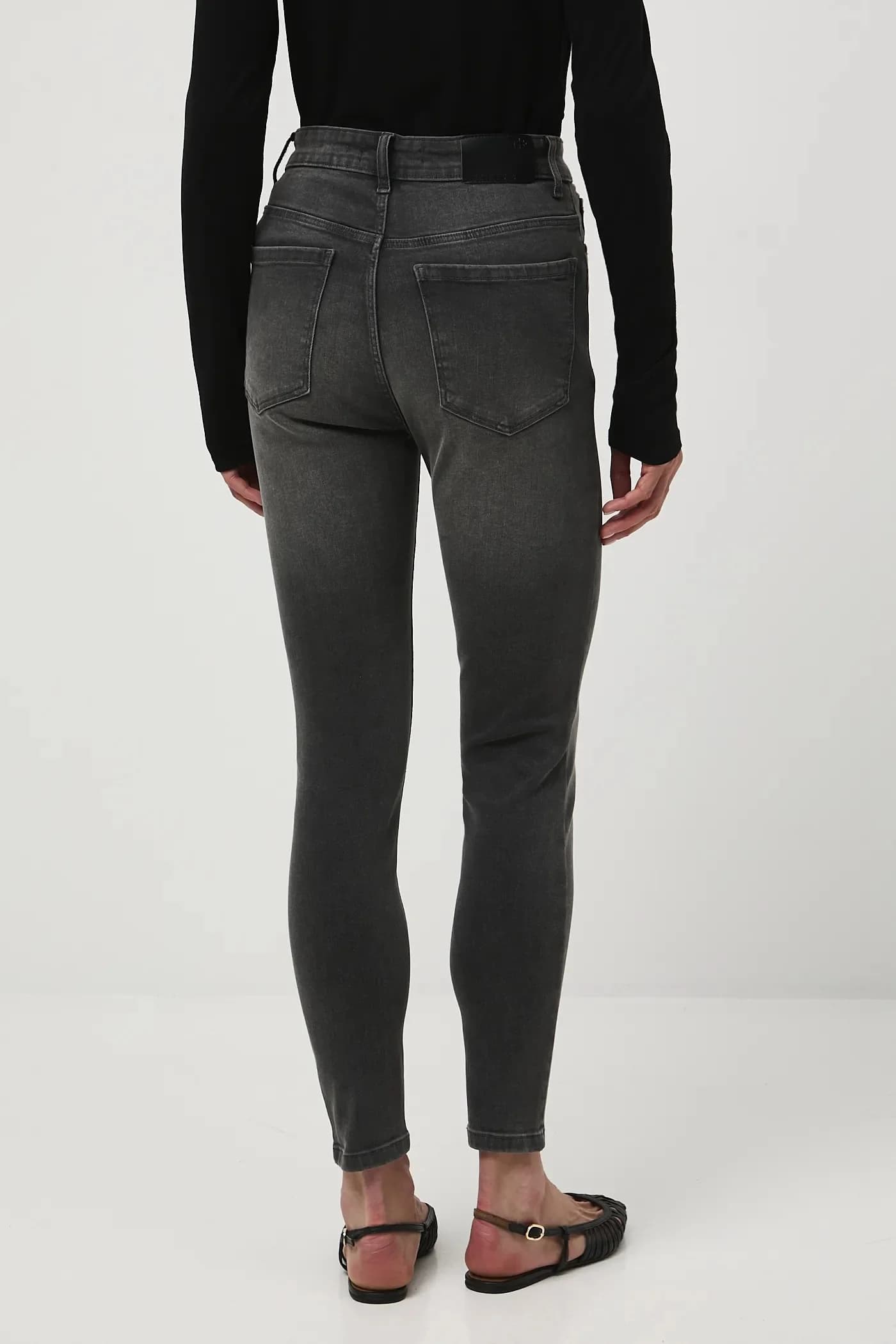 Джинсы - фото 3