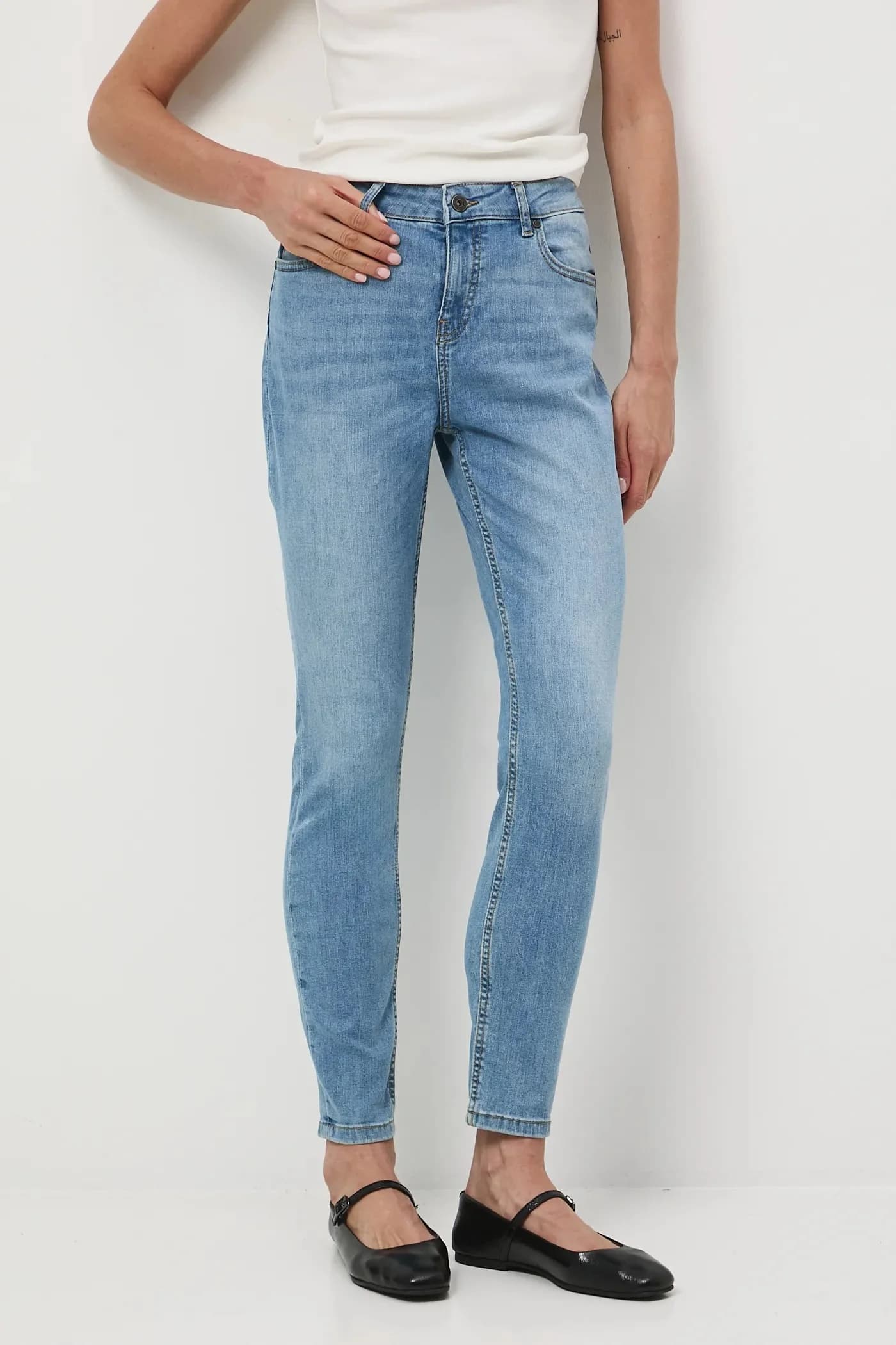 Джинсы - фото 2