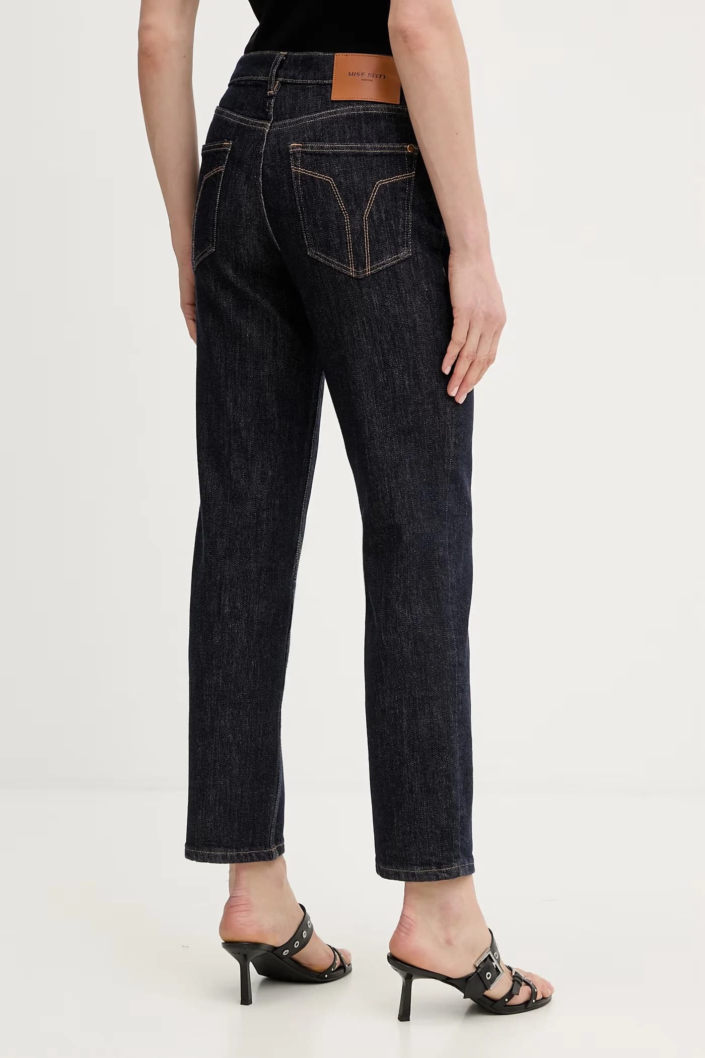 Джинсы - фото 3