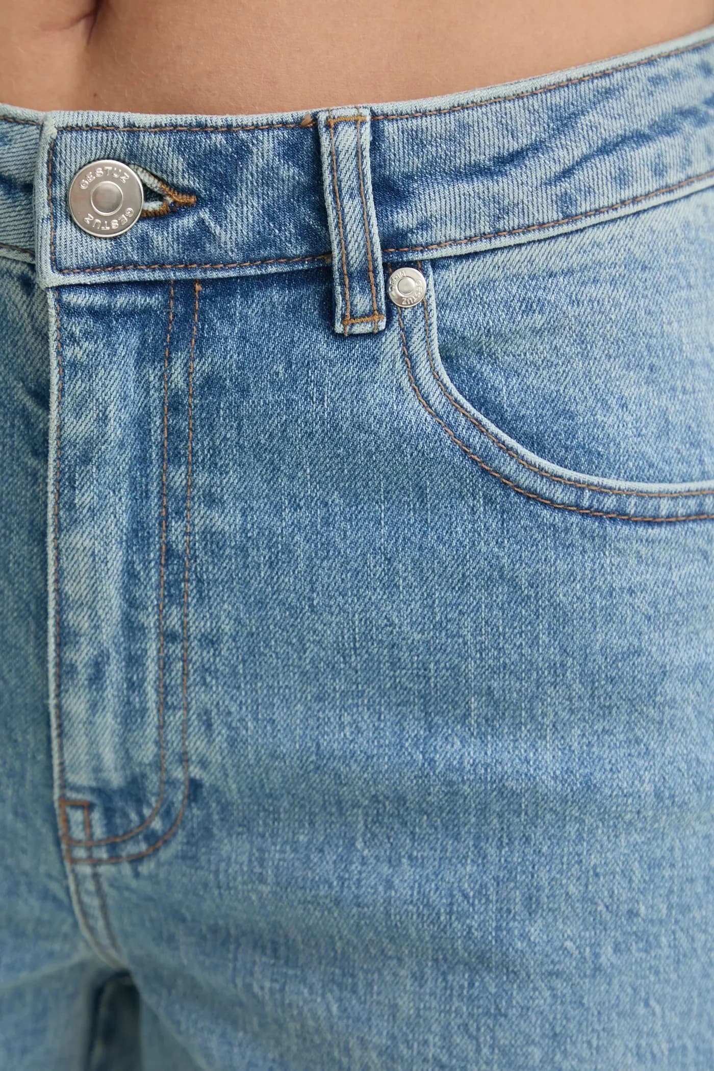 Джинсы - фото 4