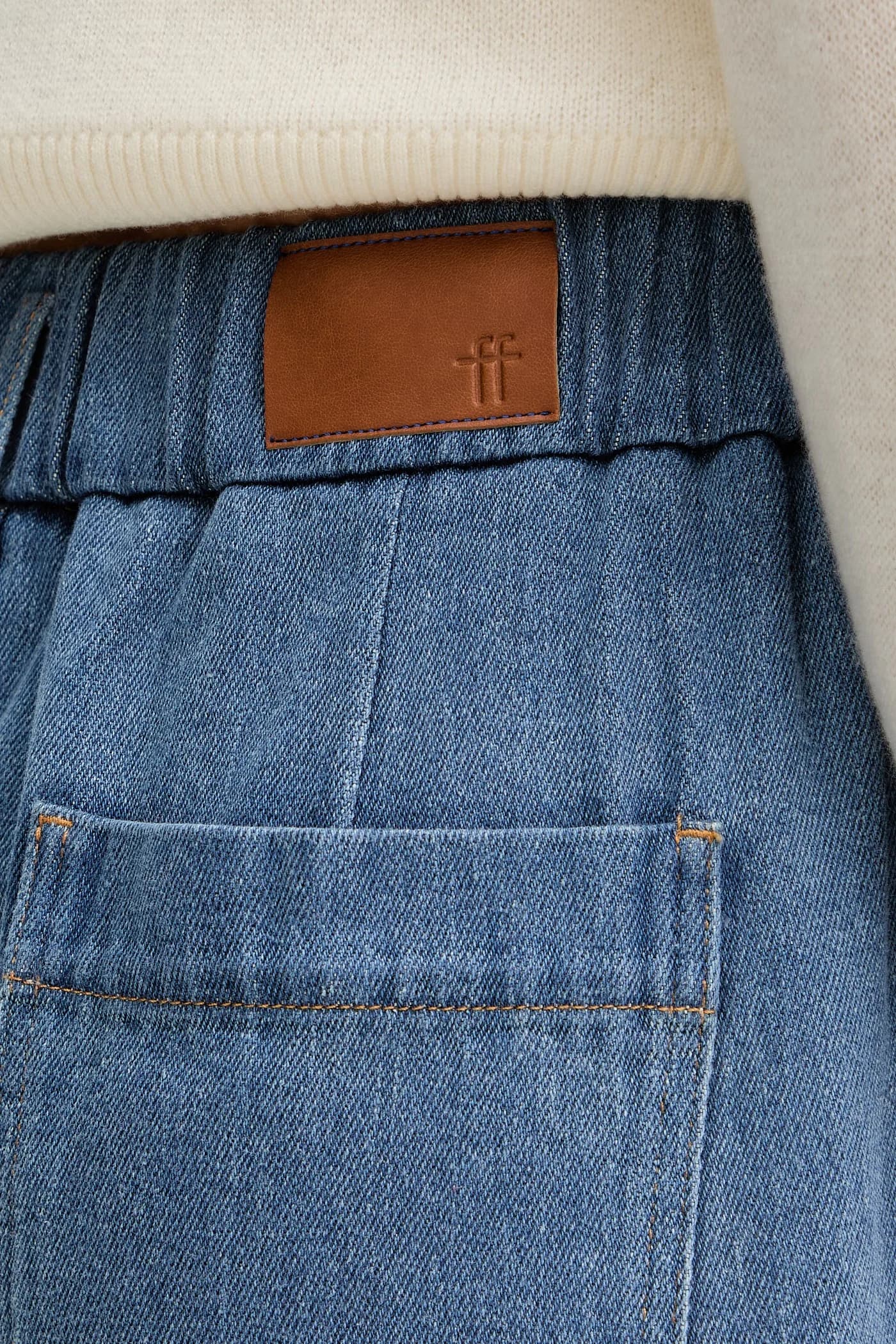 Джинсы - фото 4