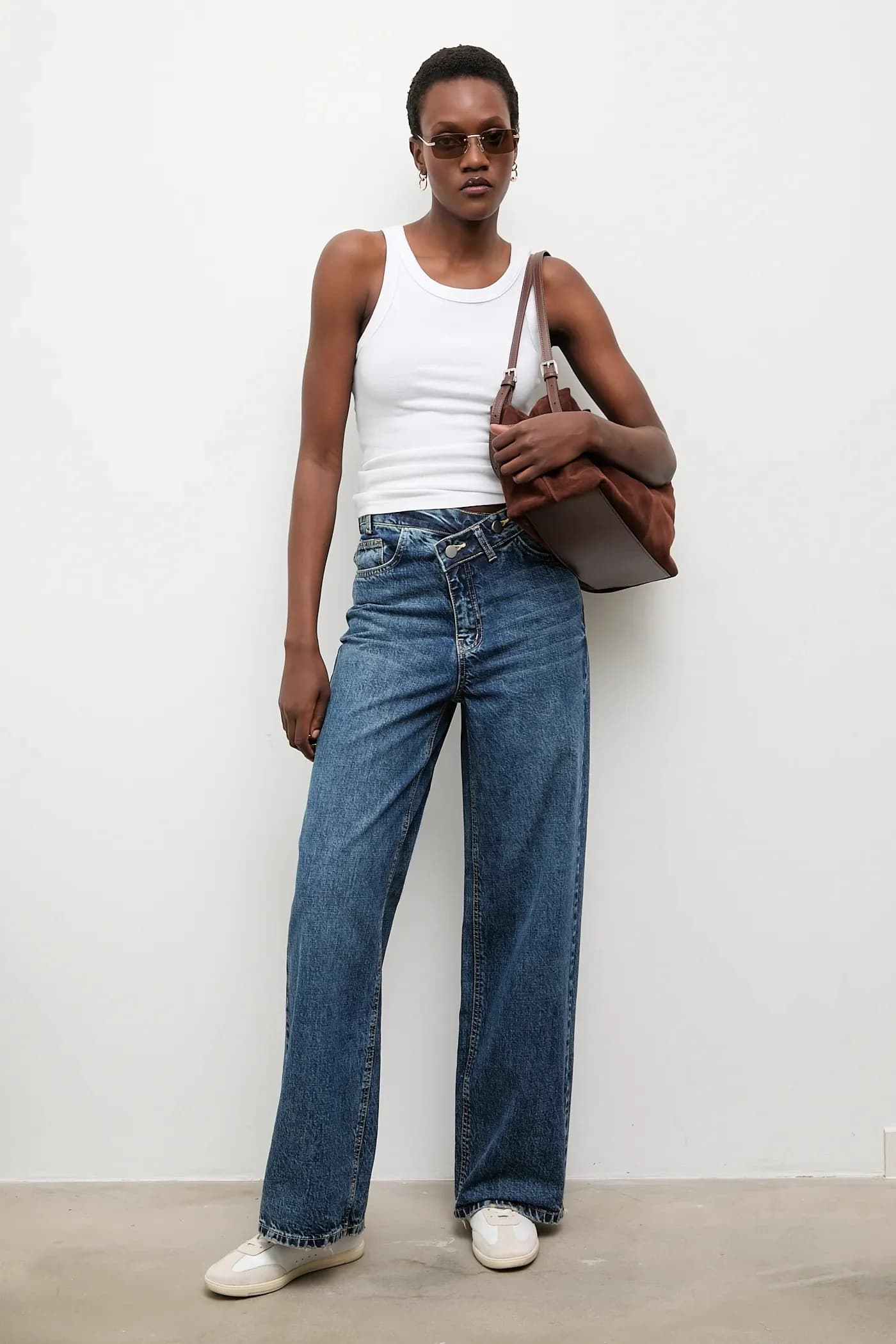 Хлопковые джинсы - фото 3