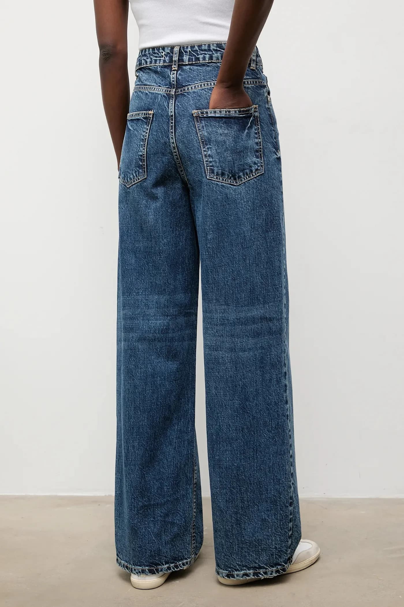 Хлопковые джинсы - фото 4