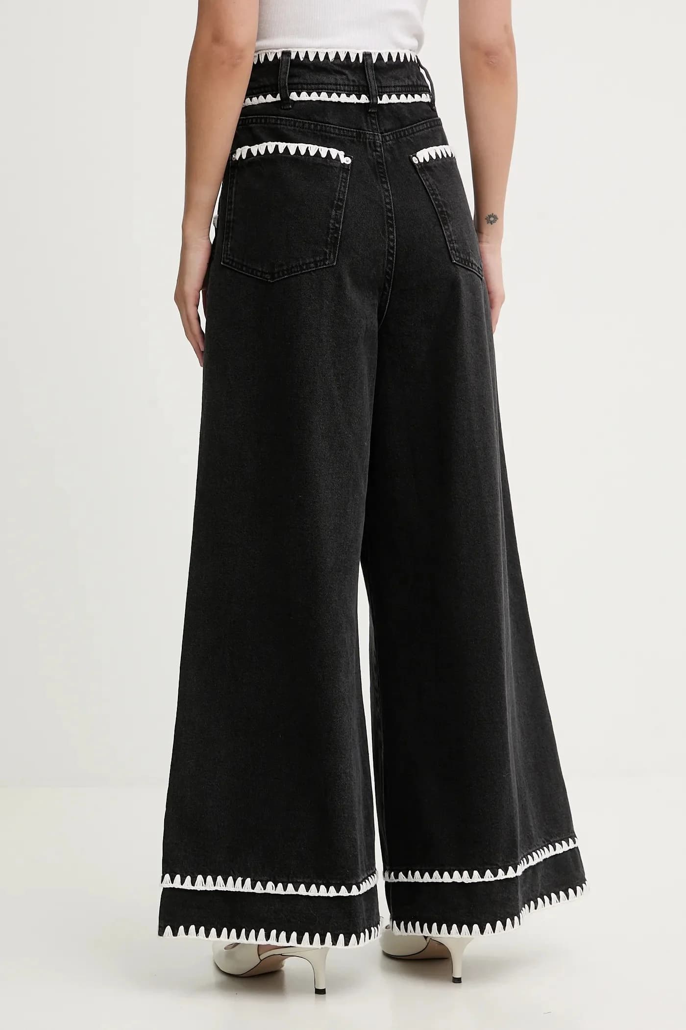 Джинсы - фото 3