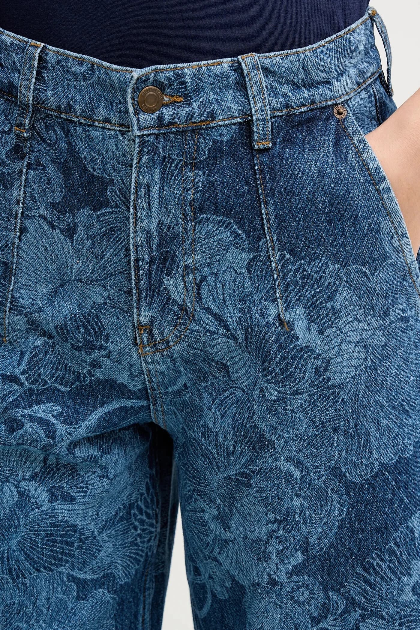 Джинсы - фото 4