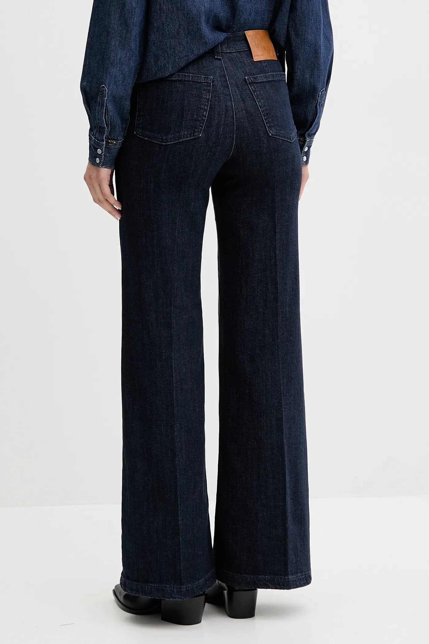 Джинсы - фото 3