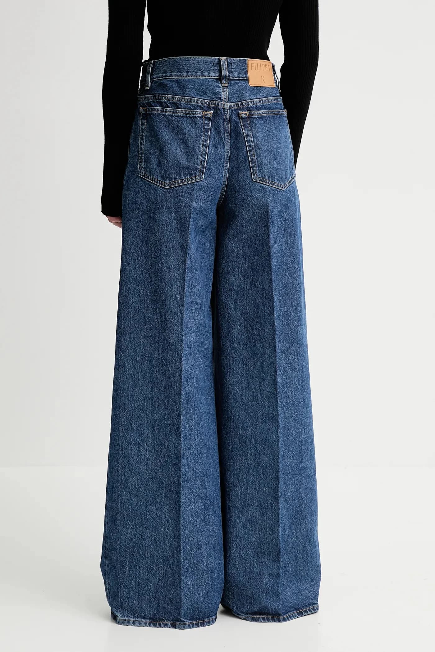 Джинсы - фото 3