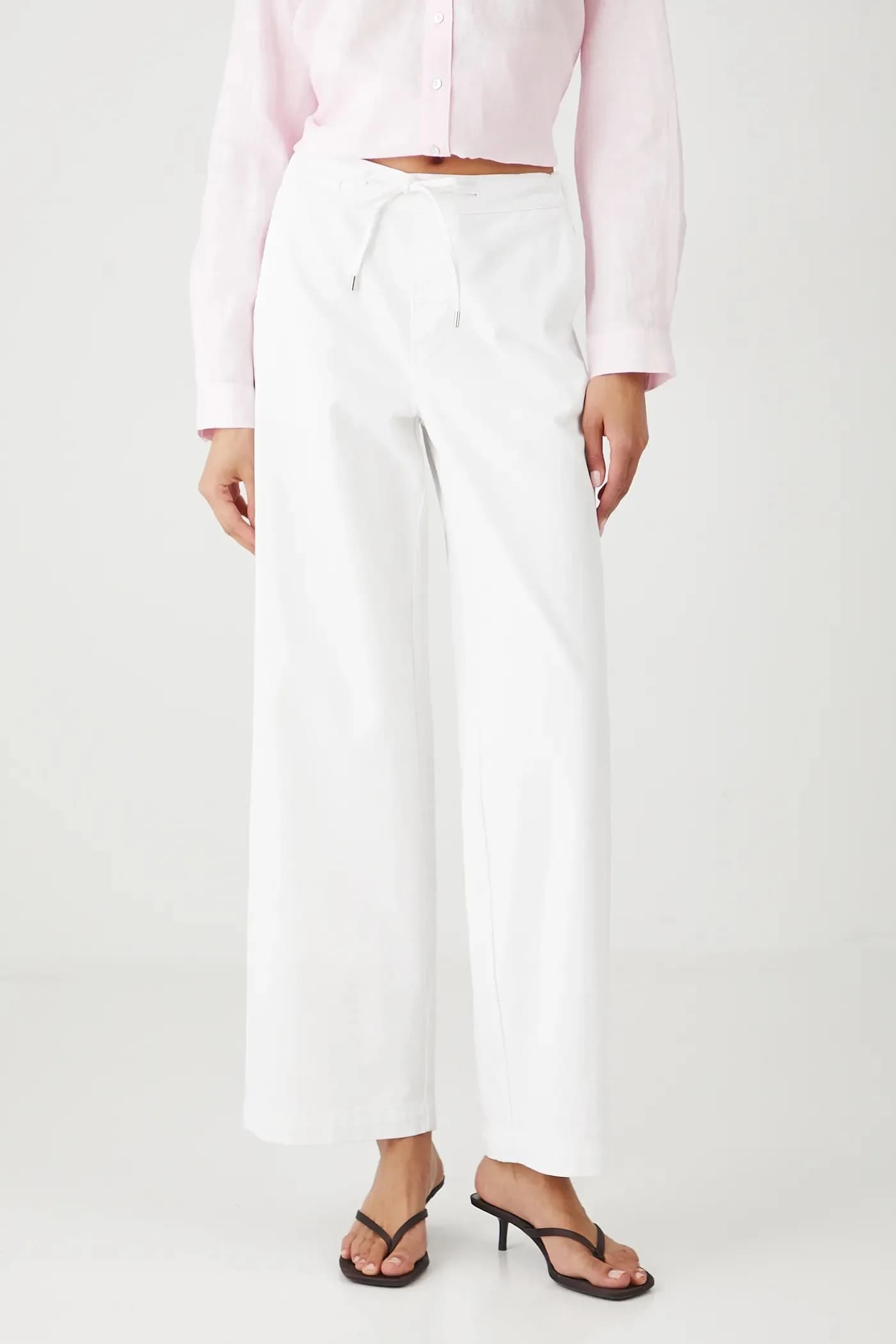 Хлопковые джинсы - фото 2