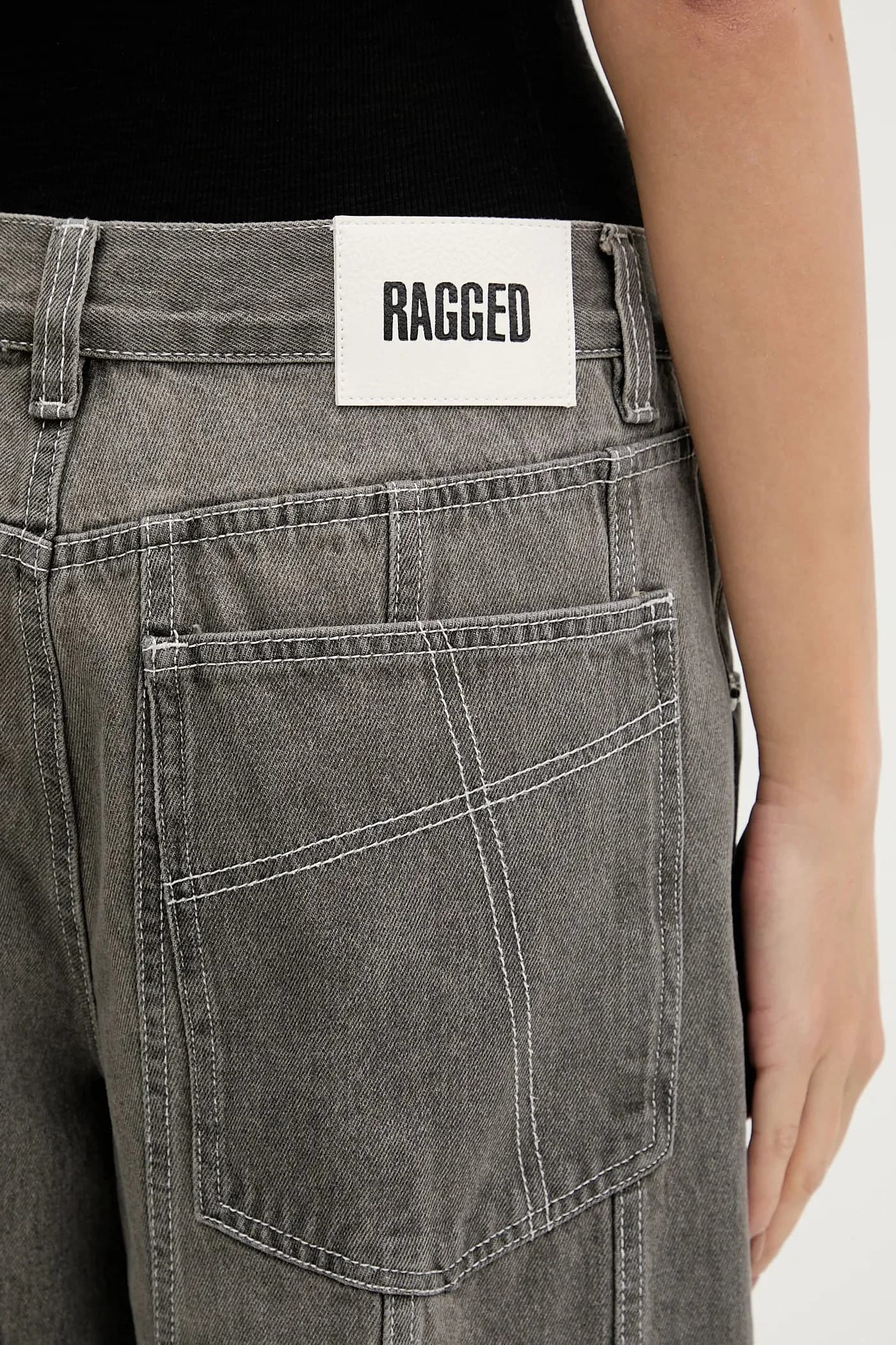 Джинсы - фото 4