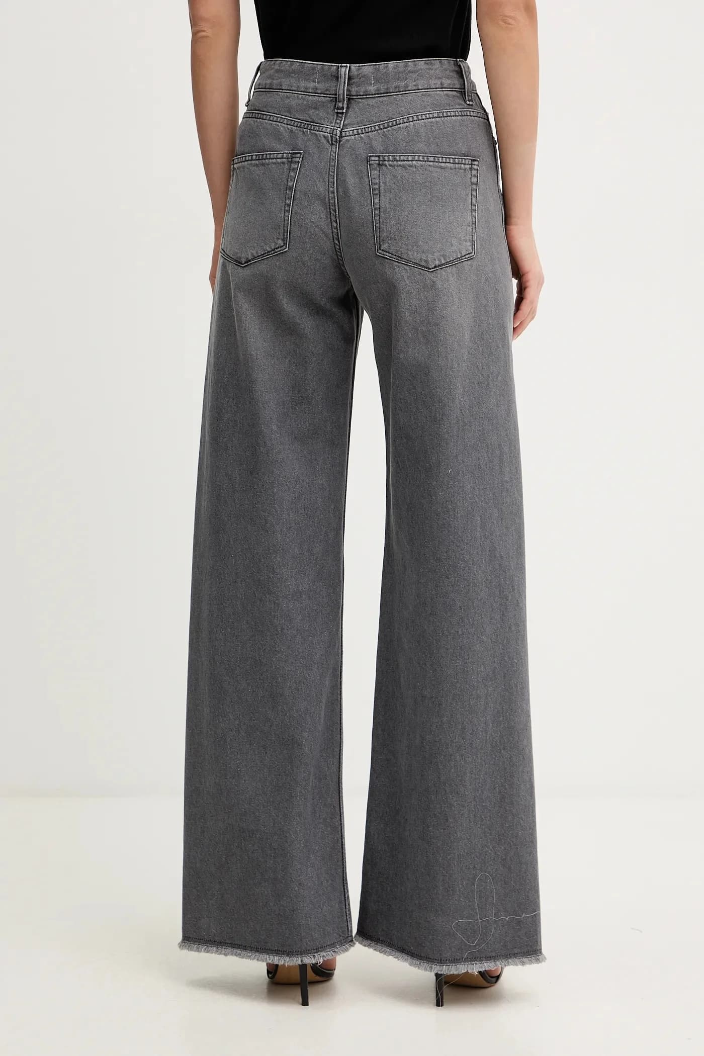 Джинсы - фото 3