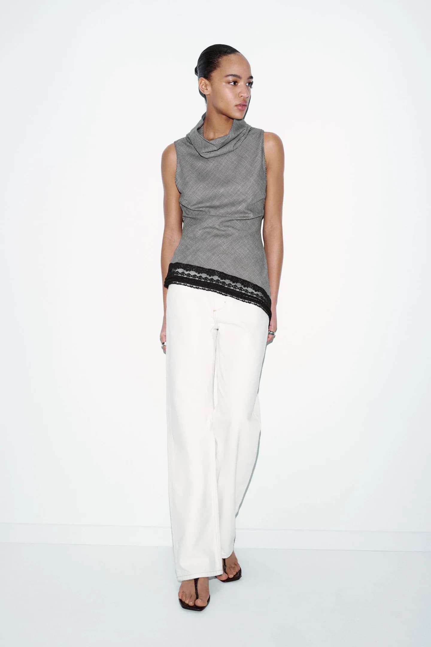 ТОП HOUNDS С АСИММЕТРИЧНЫМ НИЗОМ И КРУЖЕВОМ - фото 2