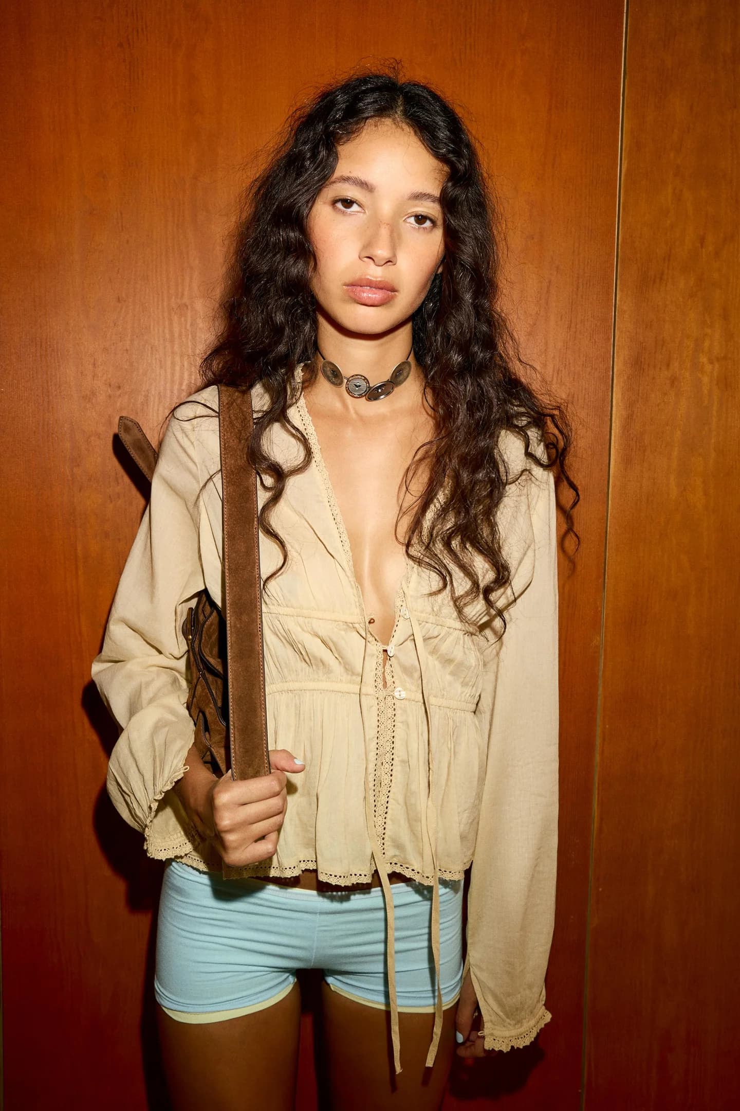 РУБАШКА ГАУЗЕ С ВЫШИВКОЙ - фото 2