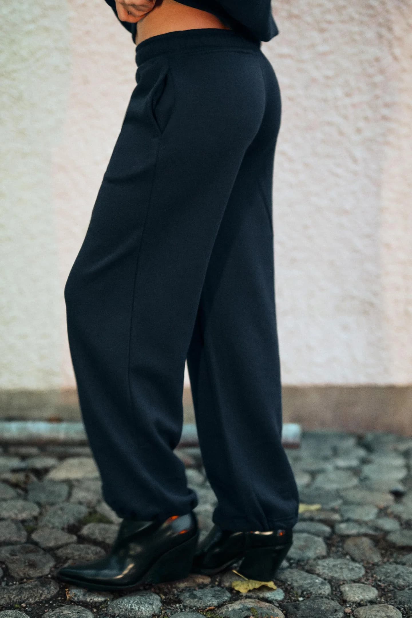 БАЗОВЫЕ БРЮКИ ПРЯМОГО НОГА С РЕГУЛИРУЕМЫМ НИЗОМ - фото 3