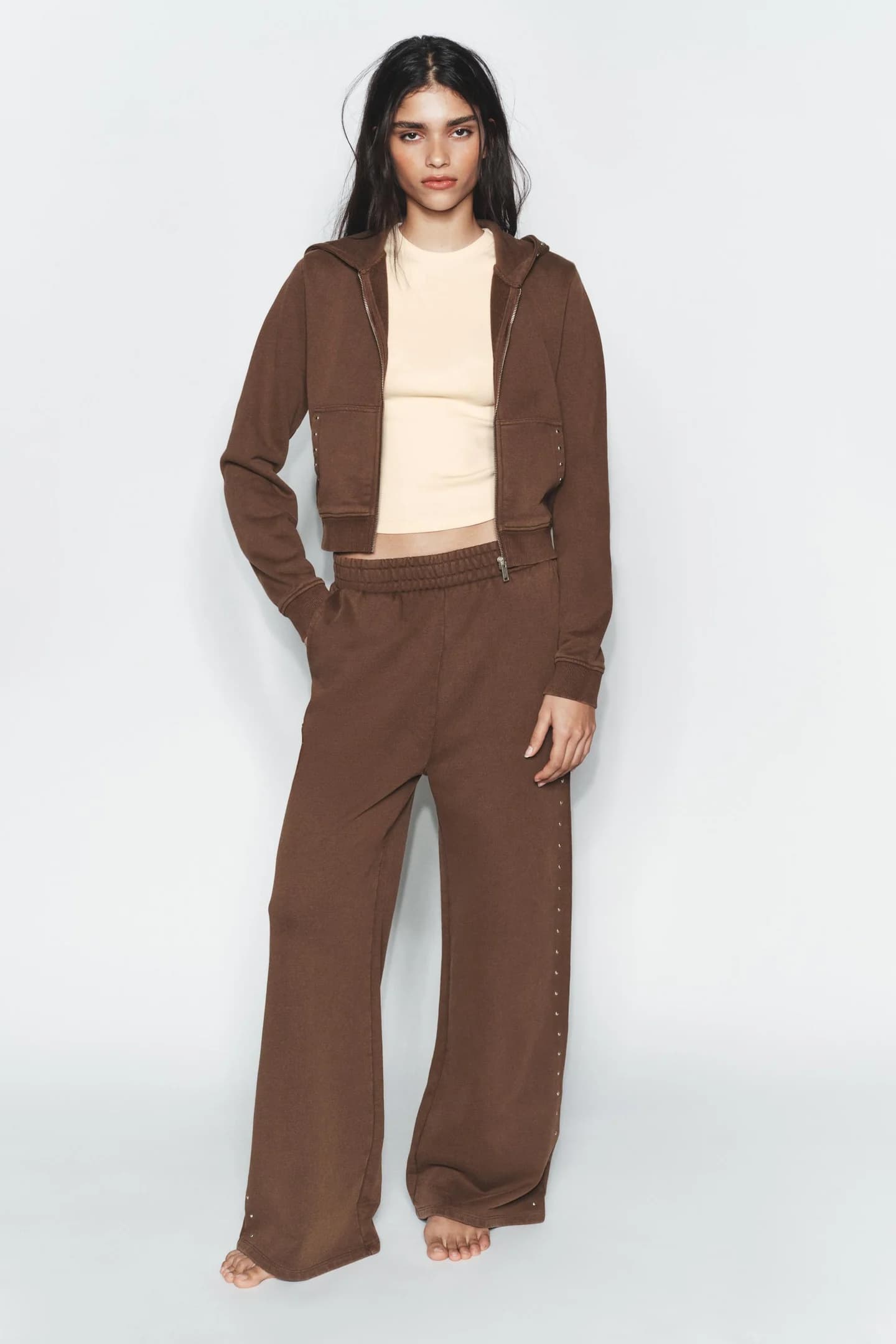 СПОРТИВНЫЕ БРЮКИ С ВАРИАННЫМ ЭФФЕКТОМ И ПАЙЕТКАМИ - фото 3