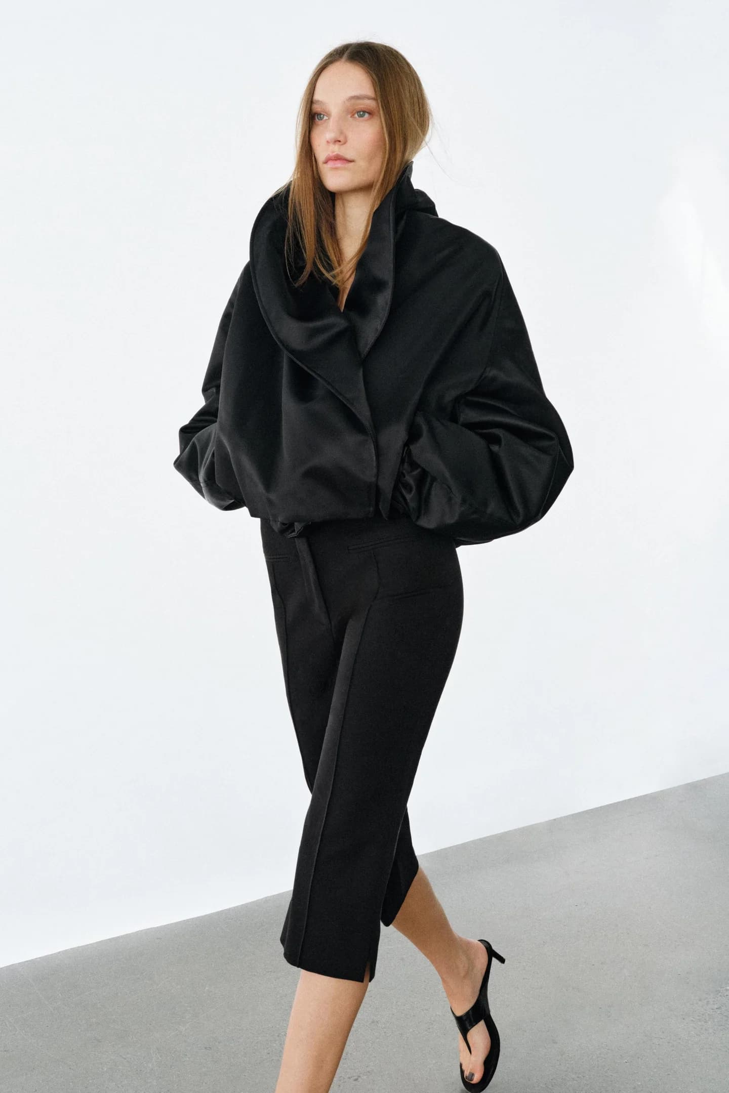 БРЮКИ КАПРИ ИЗ КОЛЛЕКЦИИ ZW