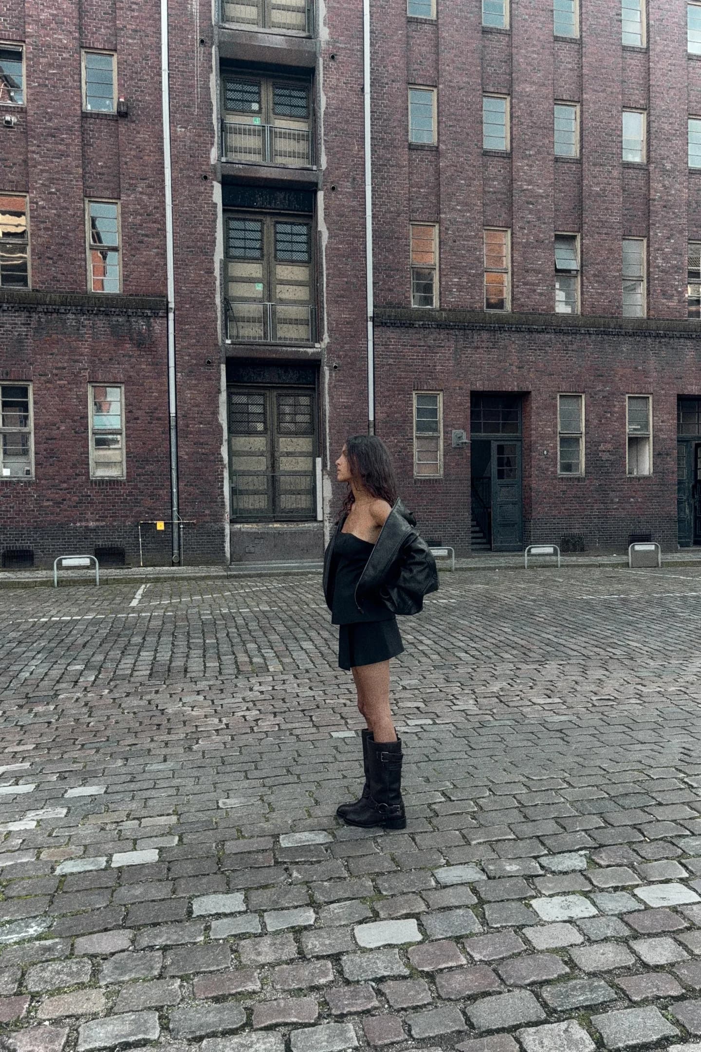 КУРТКА ИЗ ИСКУССТВЕННОЙ КОЖИ - фото 3