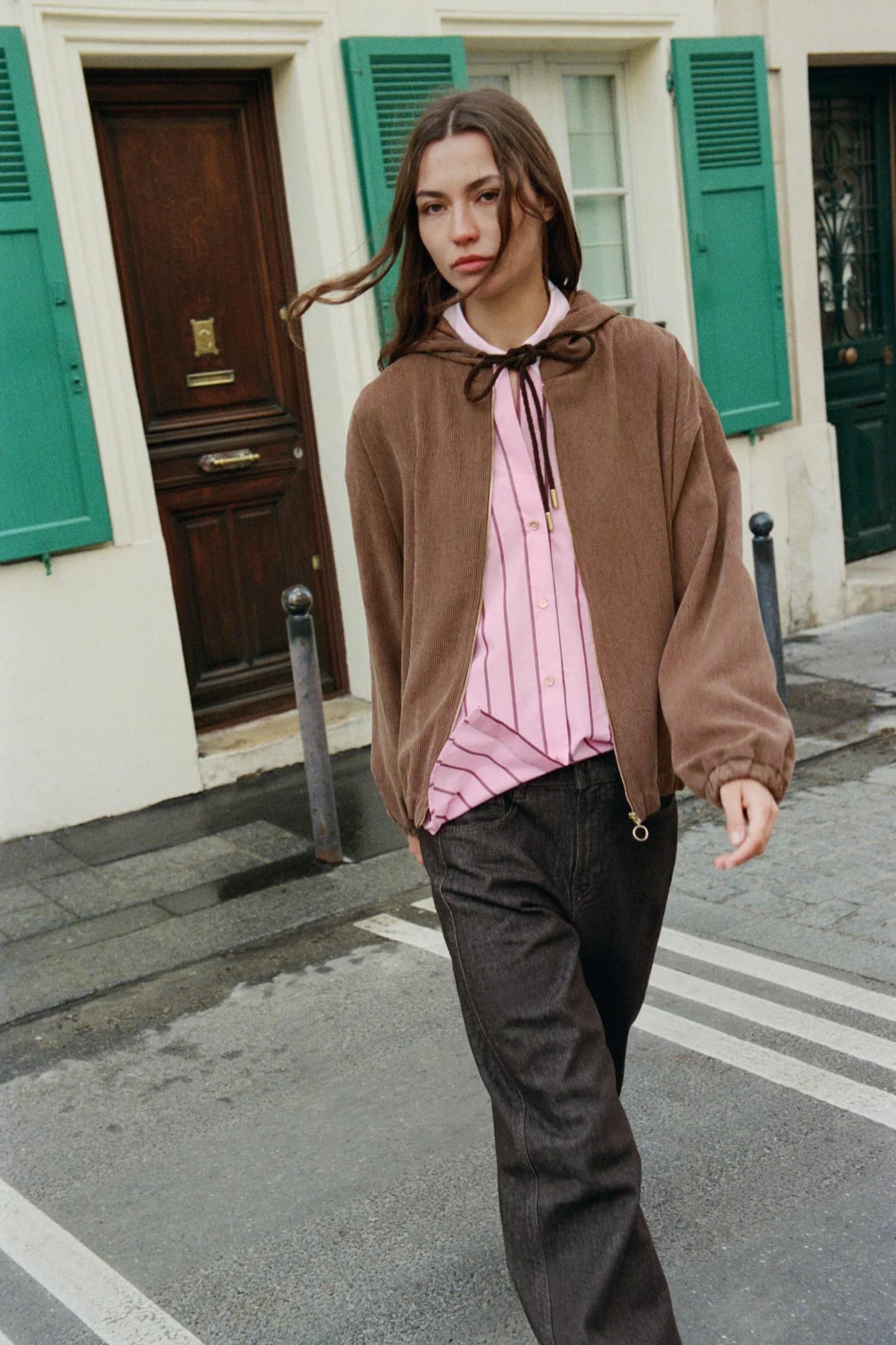 КУРТКА-БОМБЕР С КАПЮШОНОМ - фото 2