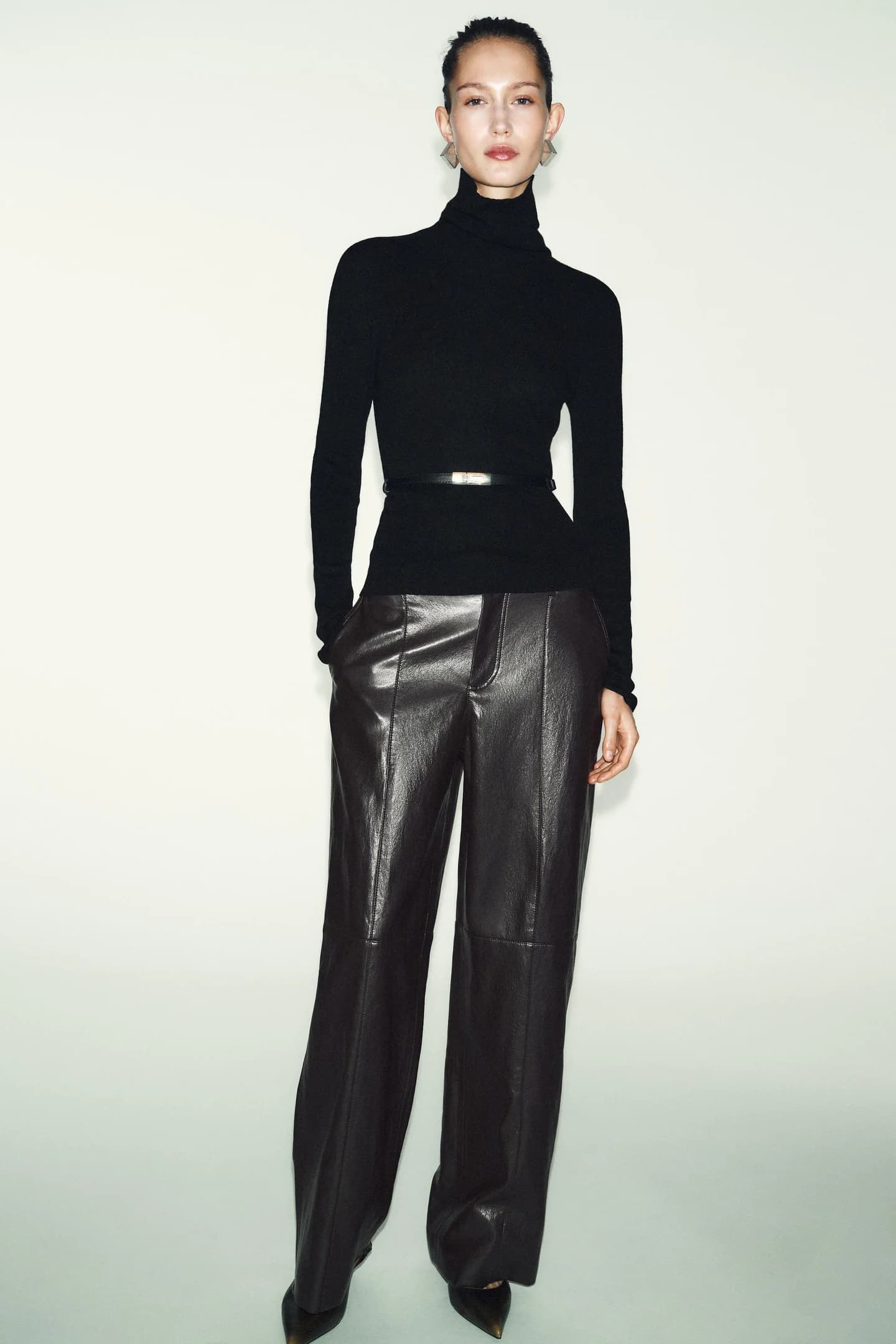 СВИТЕР ИЗ 100% ШЕРСТИ С ГОЛЬФОМ И ПОЯСОМ