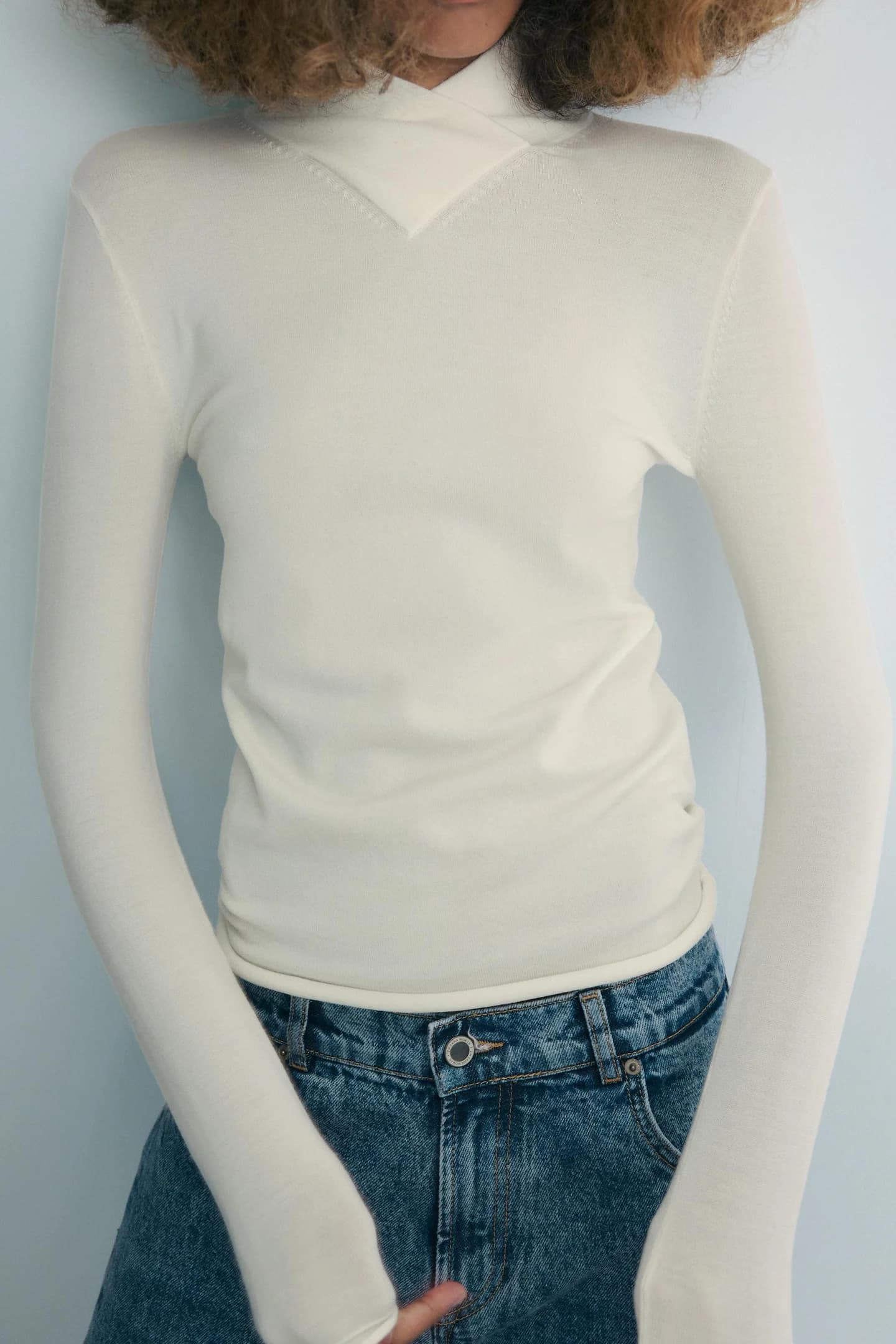 ДЖЕМПЕР ИЗ ШЕРСТИ С ВЫСОКИМ ПЕРЕСЕЧЕННЫМ ВОРОТНИКОМ