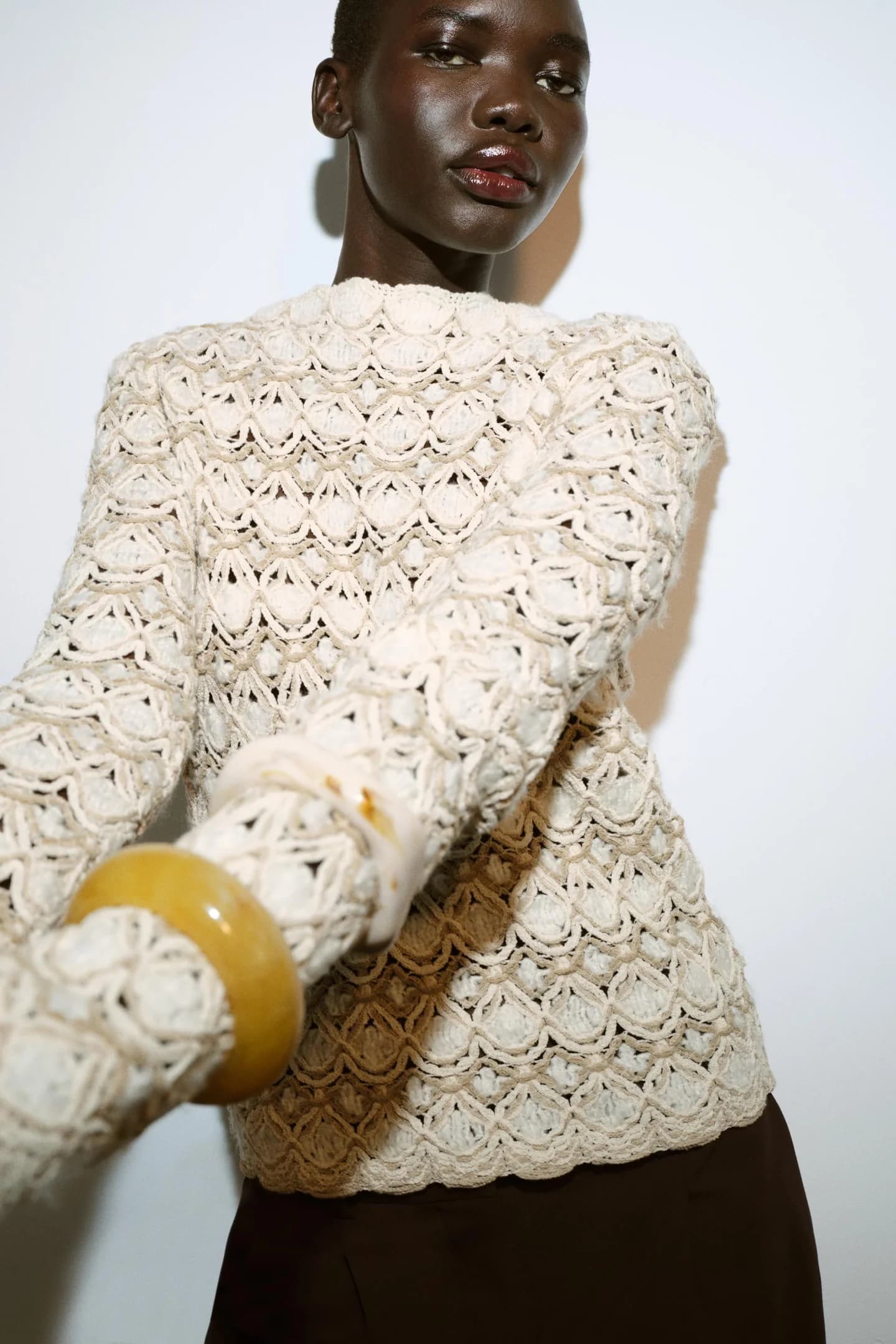 СТРУКТУРНЫЙ ТРИКОТАЖНЫЙ СВИТЕР