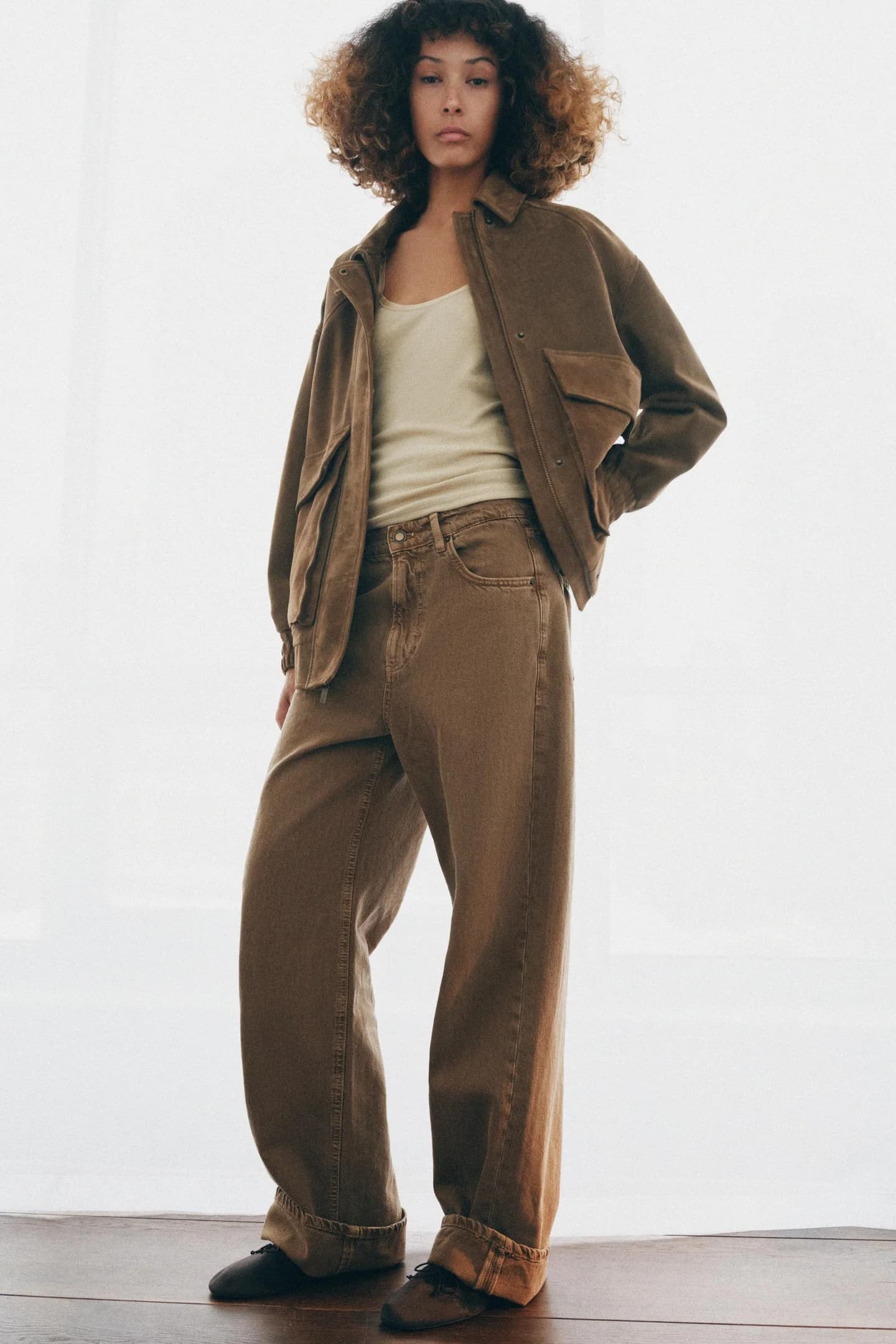 ДЖИНСЫ МЕШОЧНЫЕ ДЖИНСЫ СО СРЕДНЕЙ ПОСАДКОЙ ИЗ КОЛЛЕКЦИИ ZW