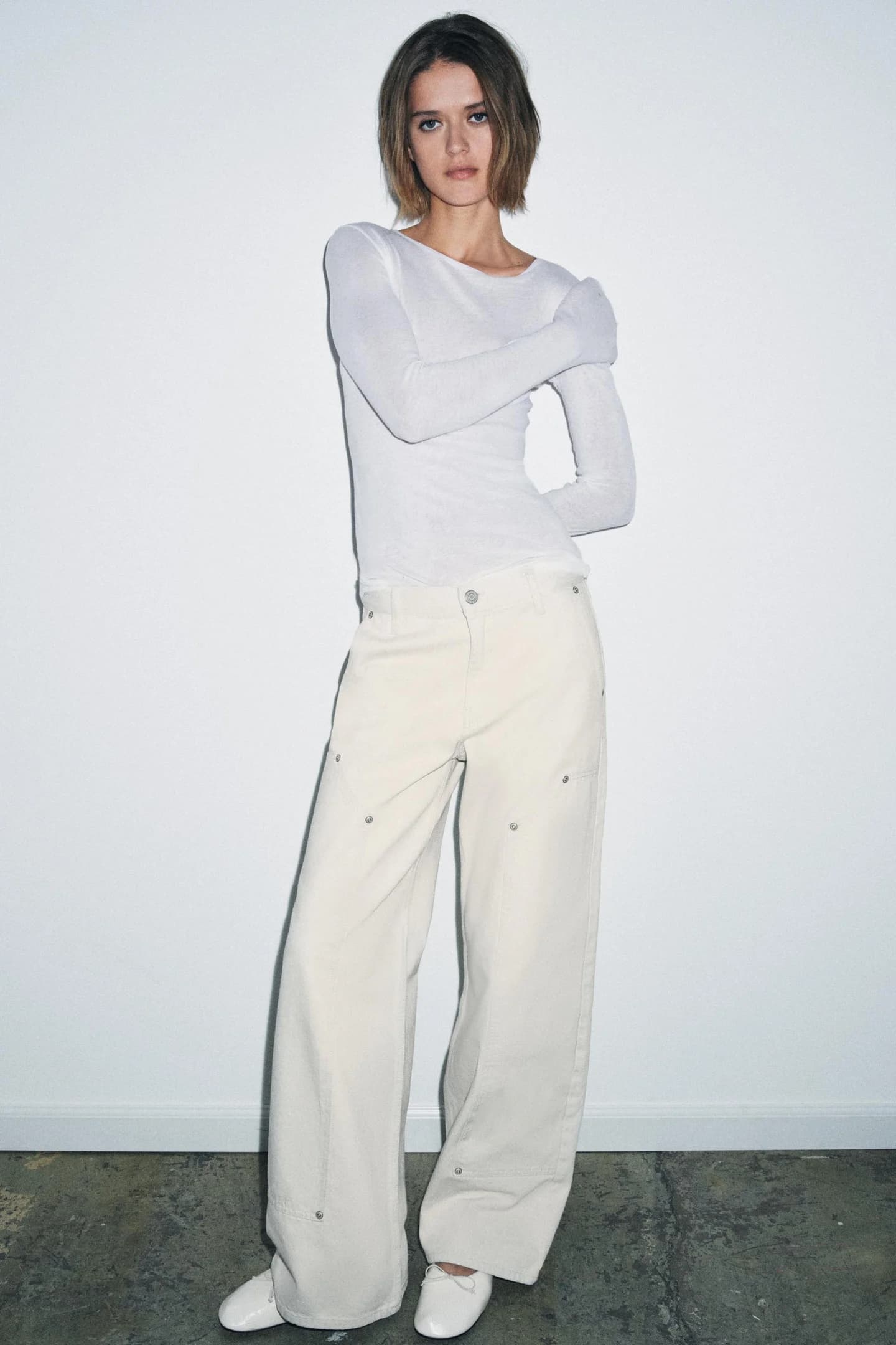 ДЖИНСЫ С ПЕТЛЯМИ ДЛЯ ПОЯСА И СРЕДНЕЙ ОТДЫХОЙ ИЗ КОЛЛЕКЦИИ ZW