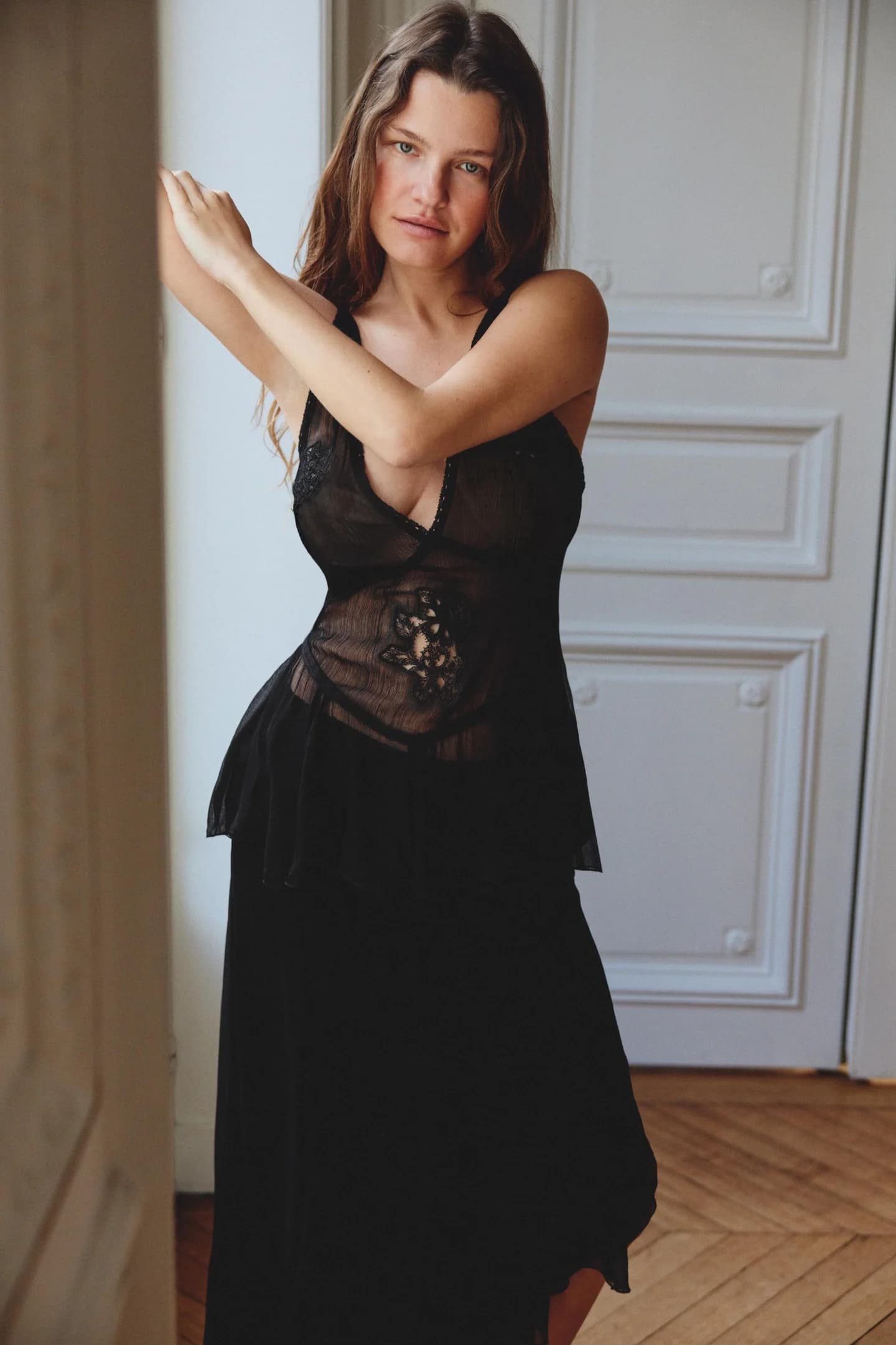 АСИММЕТРИЧНАЯ ЮБКА С ВЫШИВКОЙ - фото 2