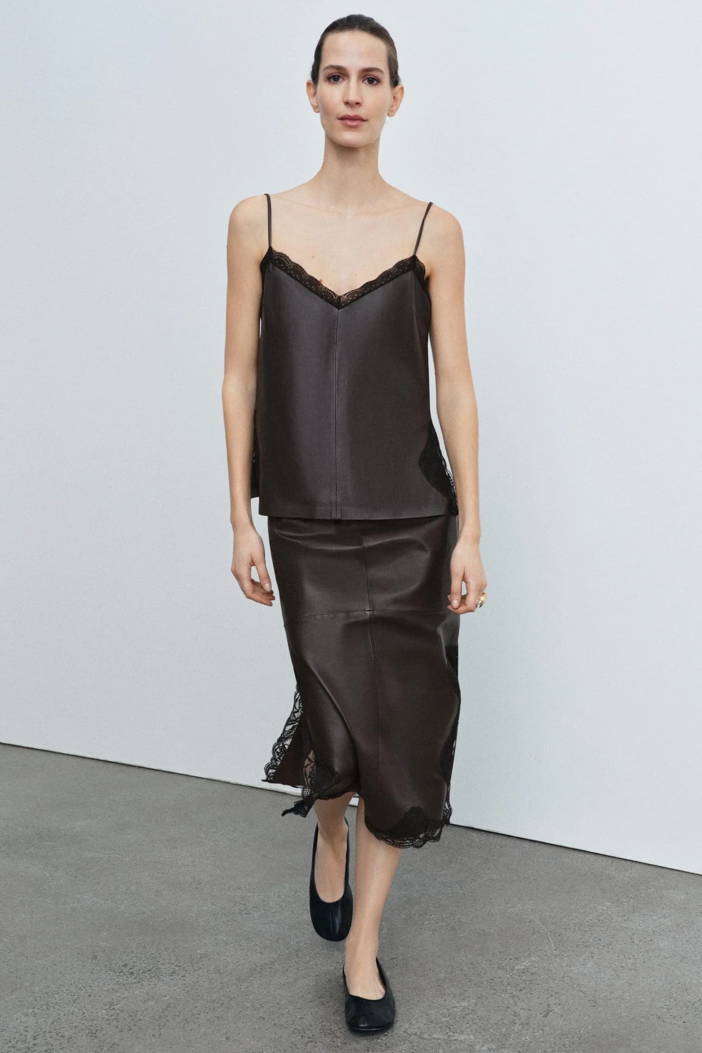 ЮБКА ИЗ 100% КОЖИ С КРУЖЕВОМ ИЗ КОЛЛЕКЦИИ ZW, ОГРАНИЧЕННЫЙ ВЫПУСК - фото 2