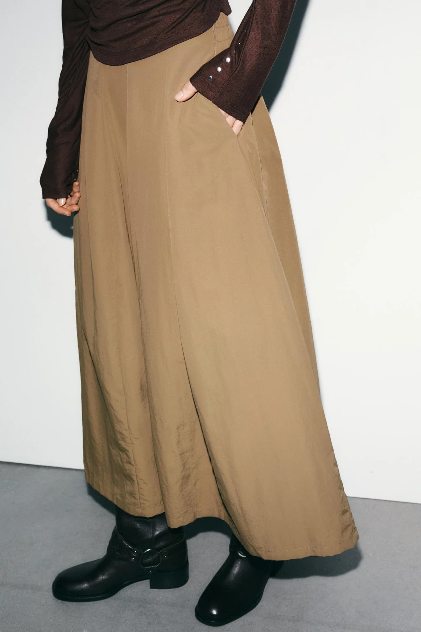 ЮБКА ИЗ НЕЙЛОНА СРЕДНЕЙ ДЛИНЫ - фото 2