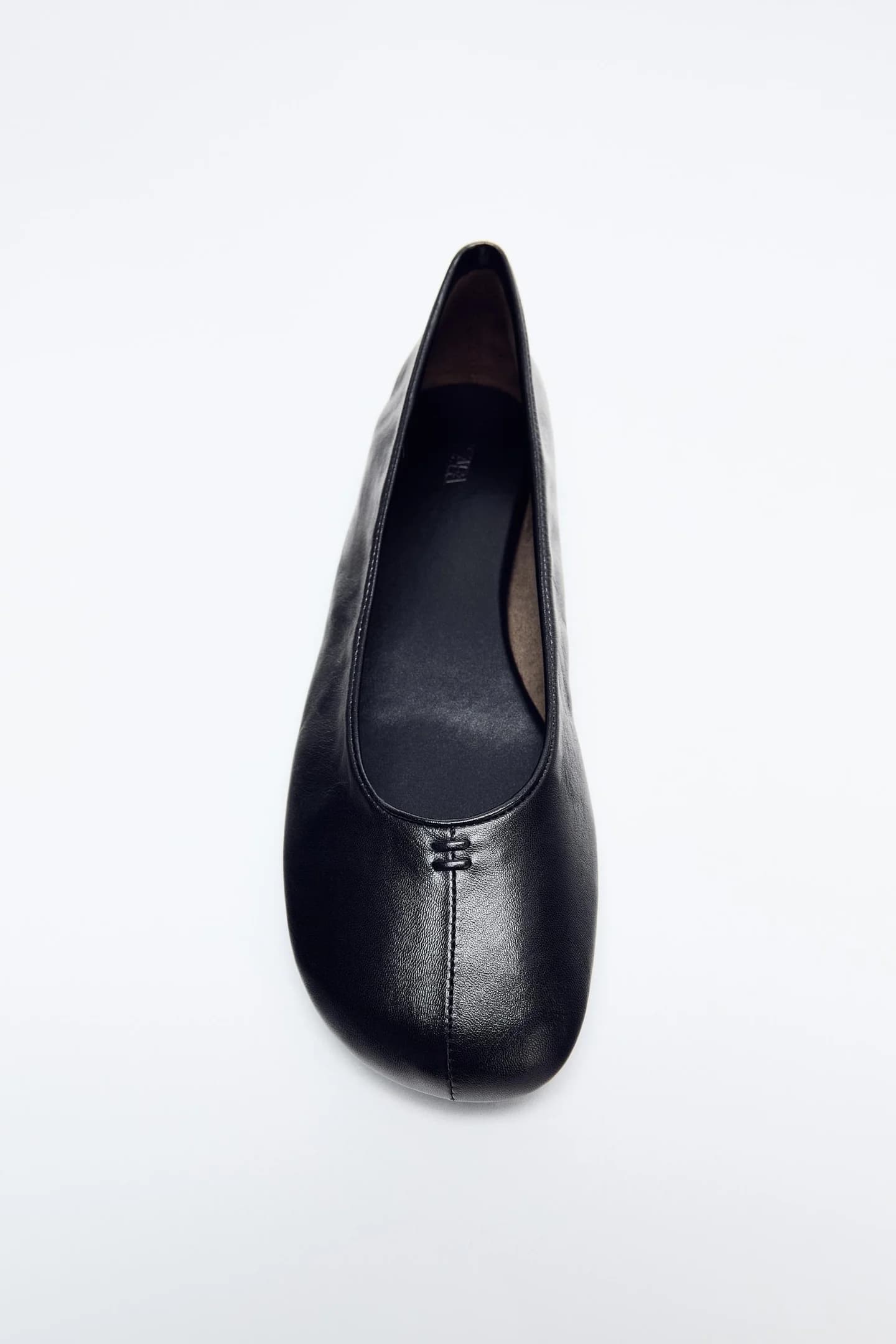 КОЖАНЫЕ БАЛЕТКИ НА ПЛОСКОЙ ПОДОШВЕ