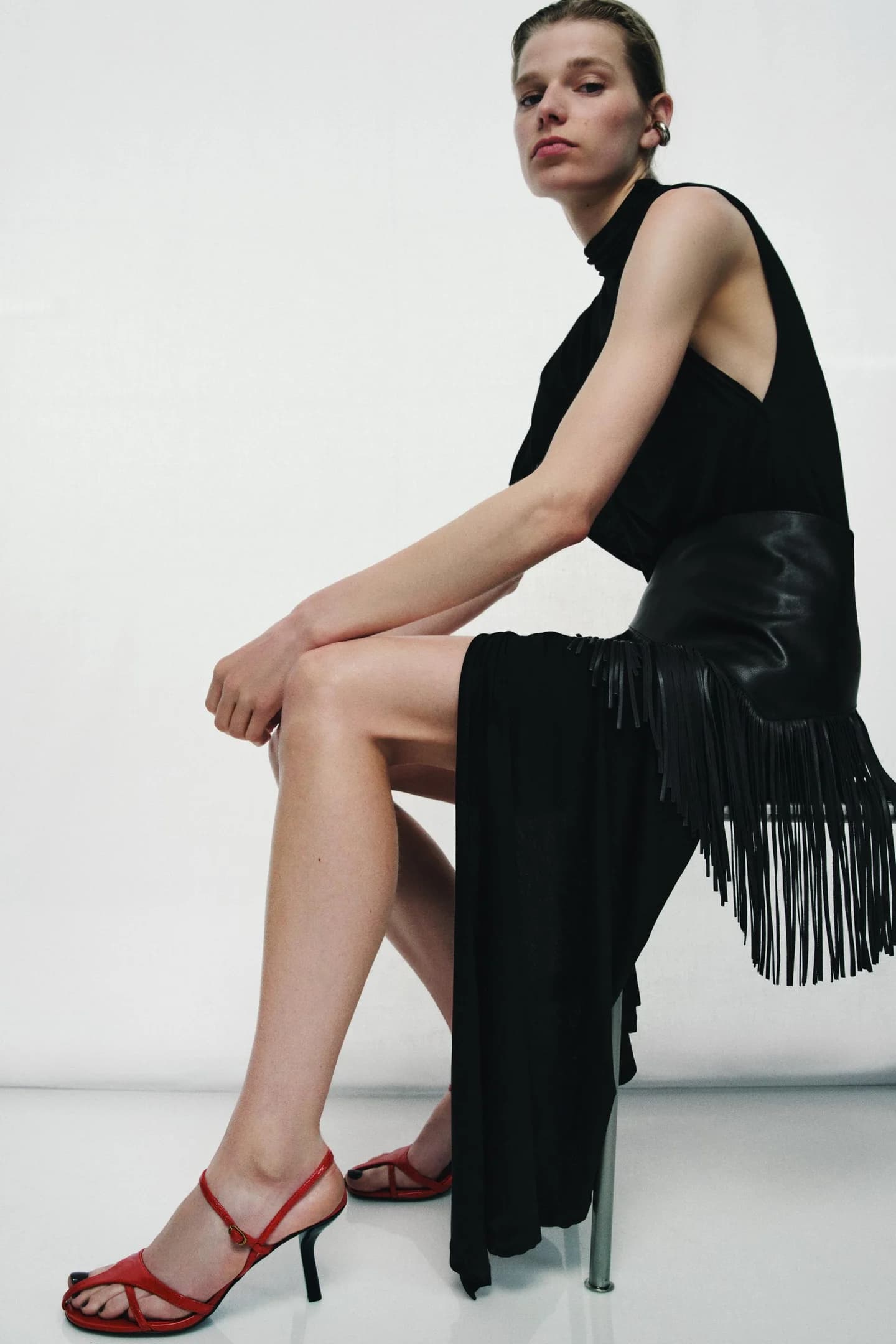 КОЖАНЫЕ САНДАЛИИ НА РЕМЕШКАХ, ОГРАНИЧЕННЫЙ ВЫПУСК - фото 2