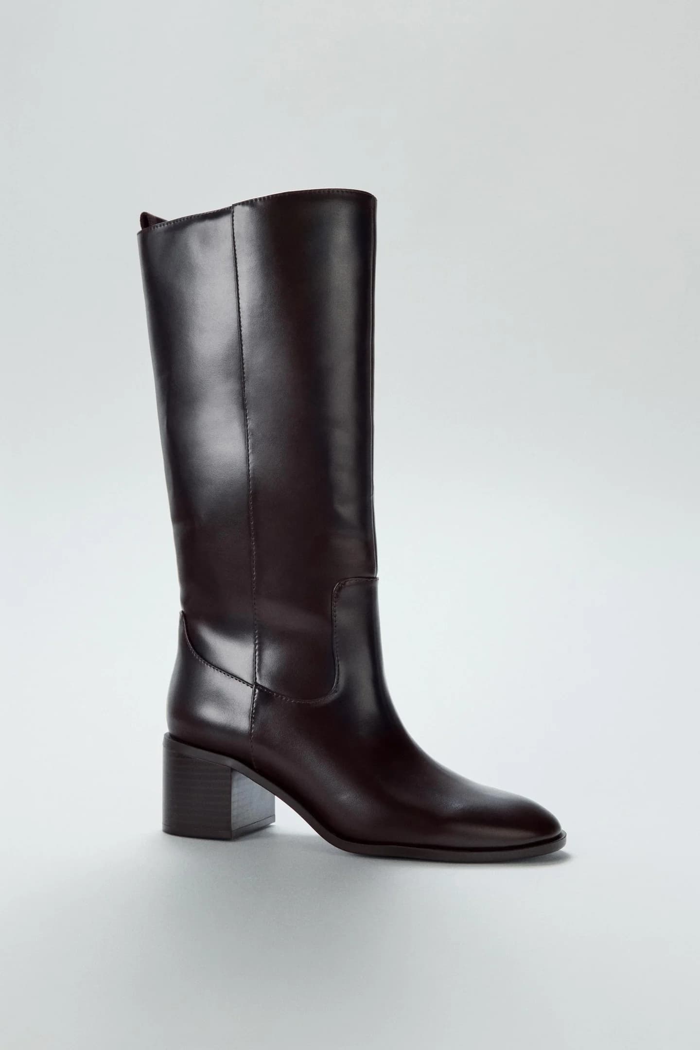 БОТИНКИ НА ШИРОКОМ КАБЛУКЕ