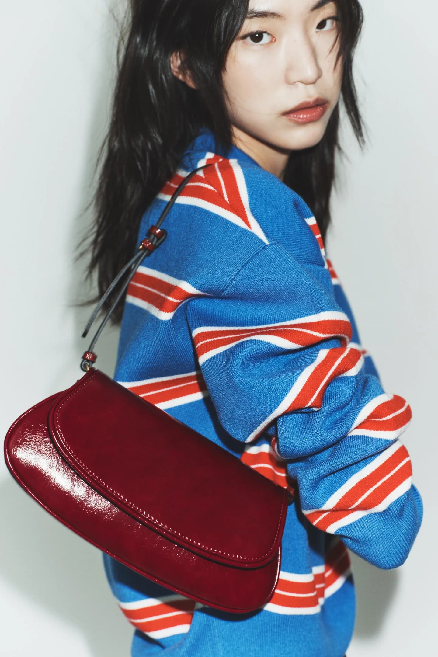 СУМКА НА ПЛЕЧЕ С КЛАПАНОМ