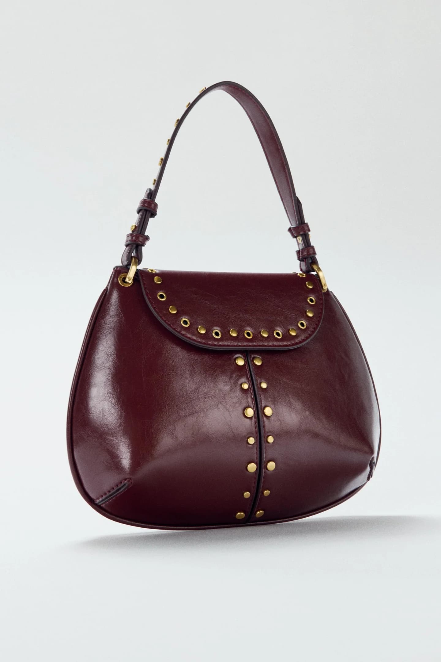 СУМКА НА ПЛЕЧЕ С ШПИЛЬКАМИ