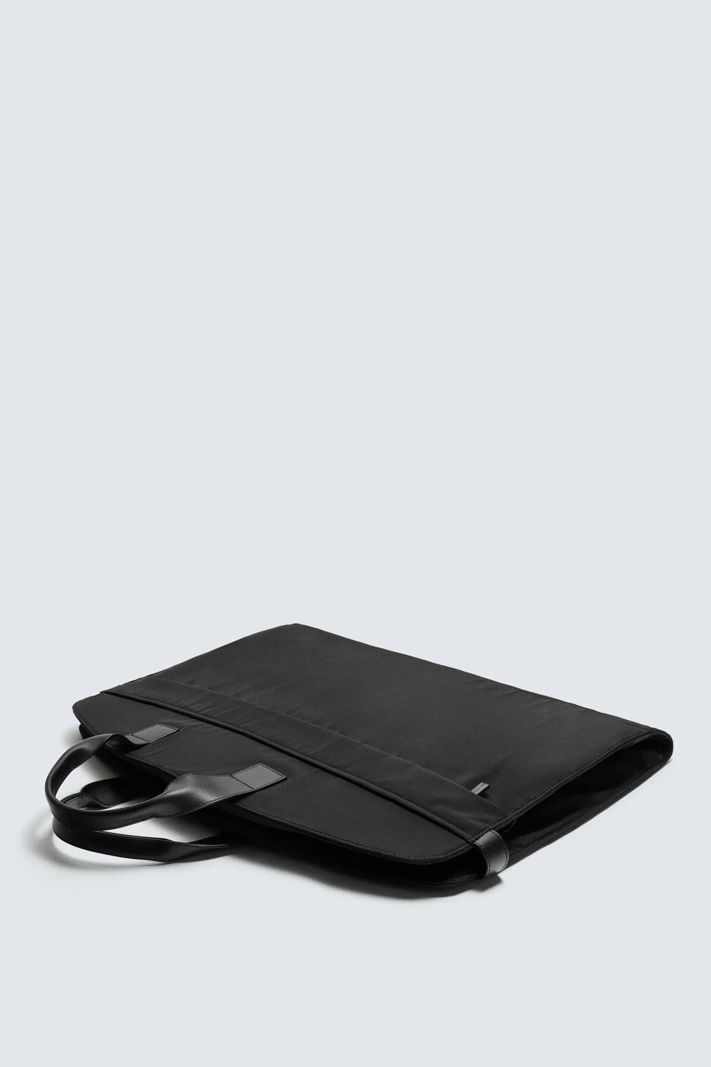 НЕЙЛОНОВЫЙ ЧЕХОЛ ДЛЯ КОСТЮМА - фото 2