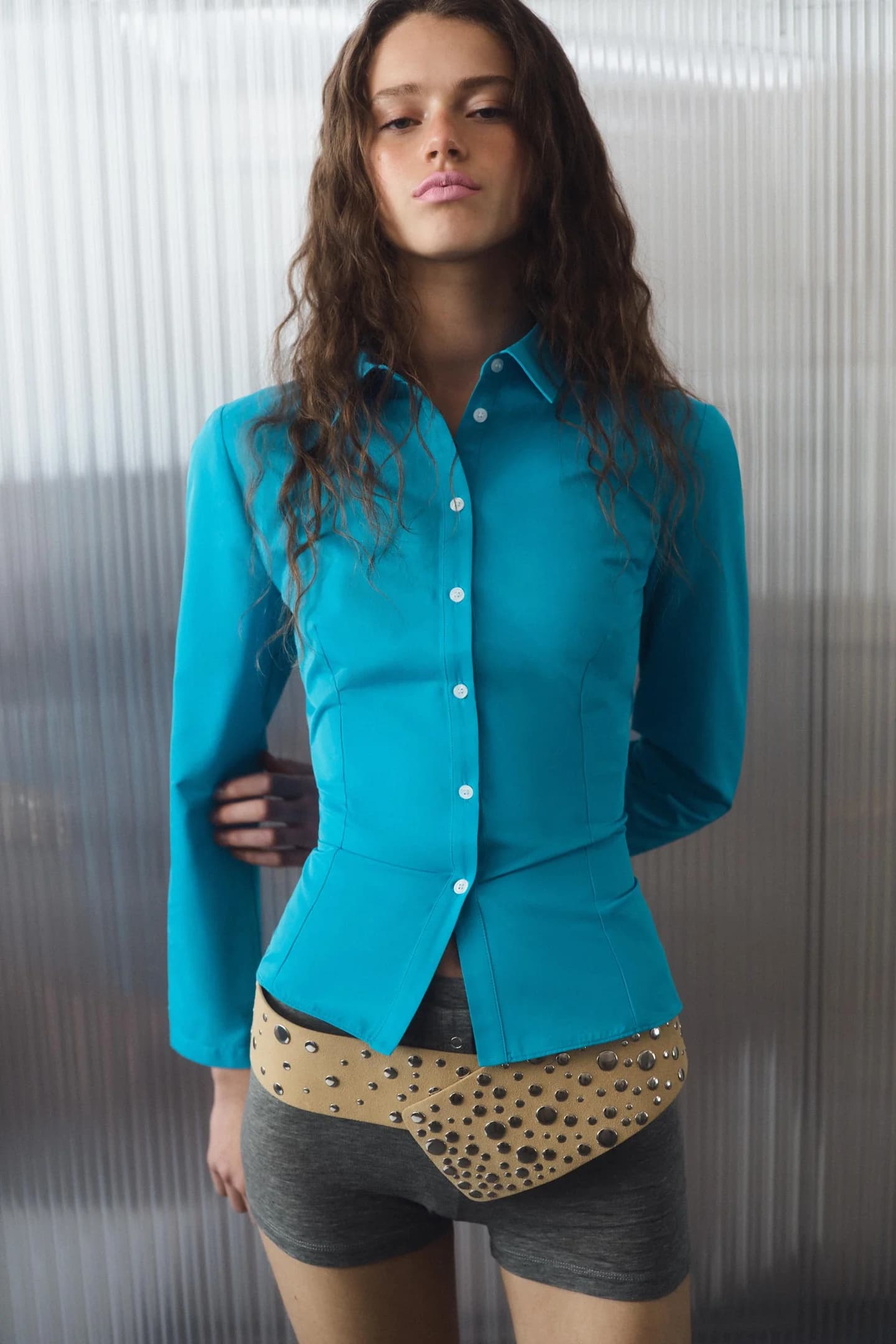 РЕМЕНЬ ИЗ 100% КОЖИ С ЗАКЛЕПКАМИ - фото 3