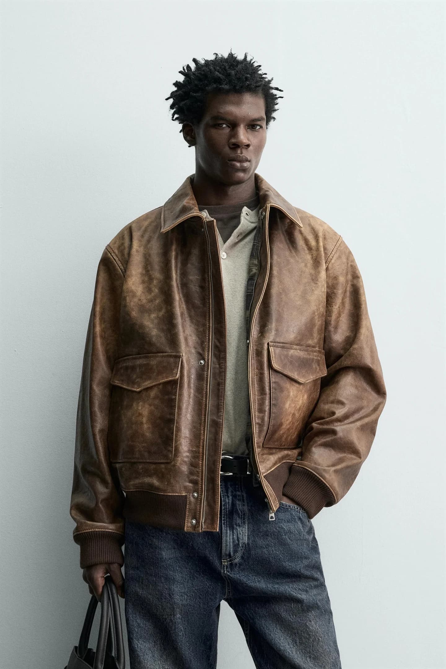 КОЖАНАЯ КУРТКА С ЭФФЕКТОМ ВИНТАЖ