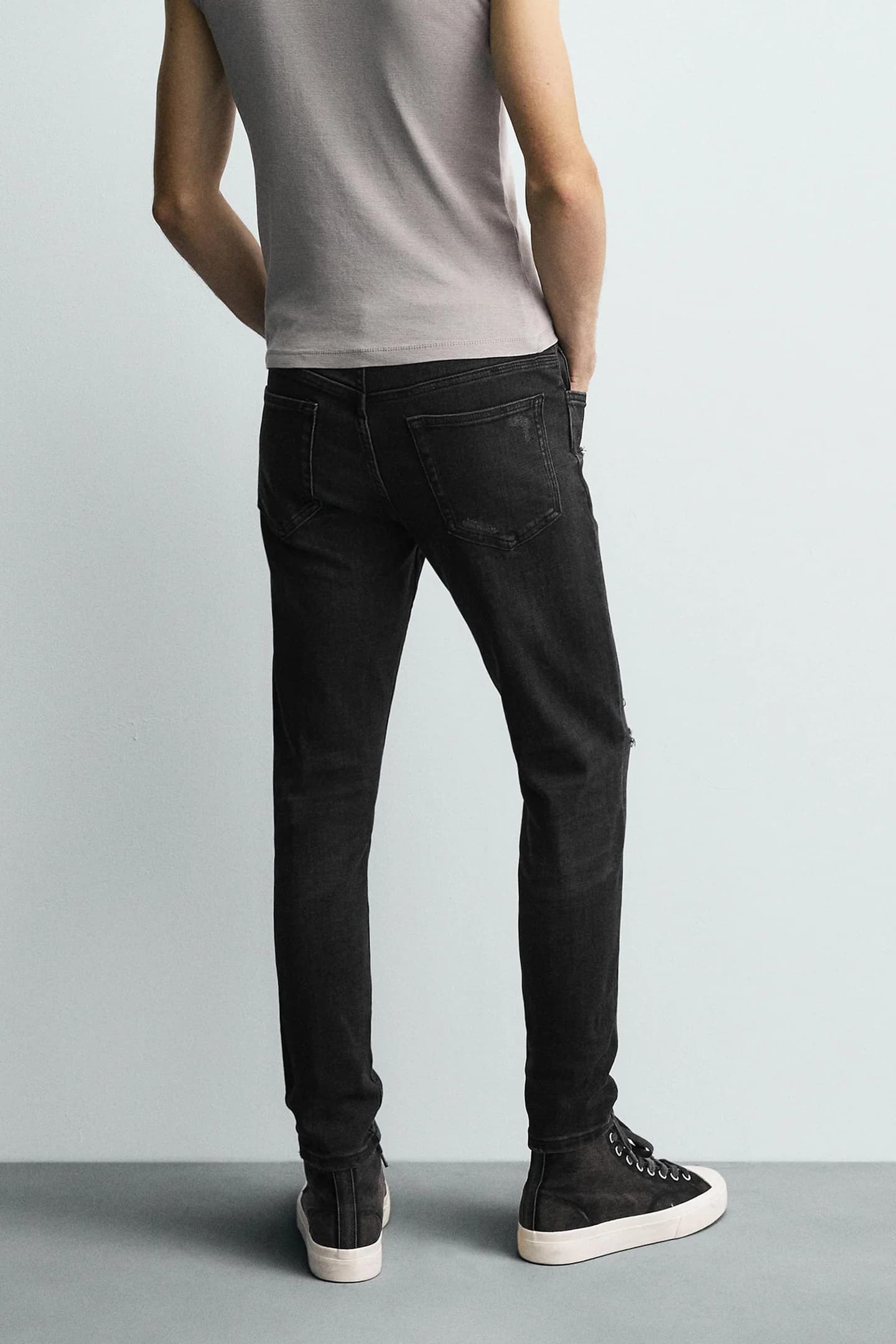 ДЖИНСЫ СКИННИ С ДЫРЯМИ - фото 4