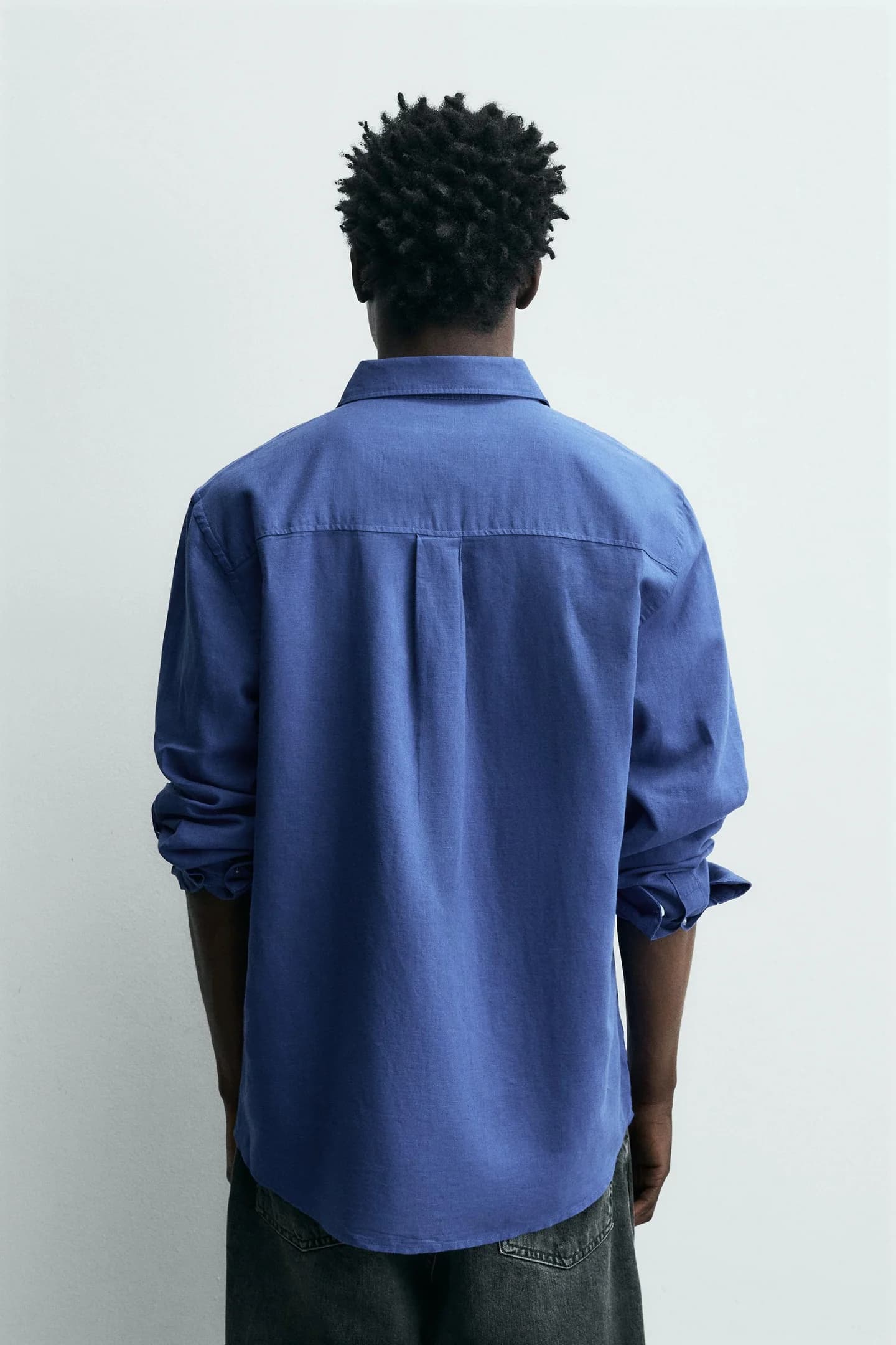 РУБАШКА ПРЯМОГО КРАЯ ИЗ ЛЬНА И ХЛОПКА ТКАНИ - фото 2