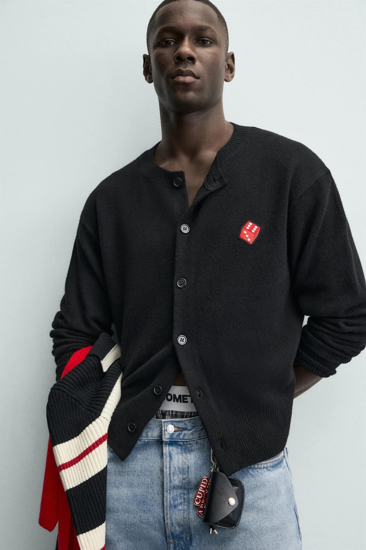 КАРДИГАН С НАШИВКОЙ СЕРДЦЕ И КОСТИ