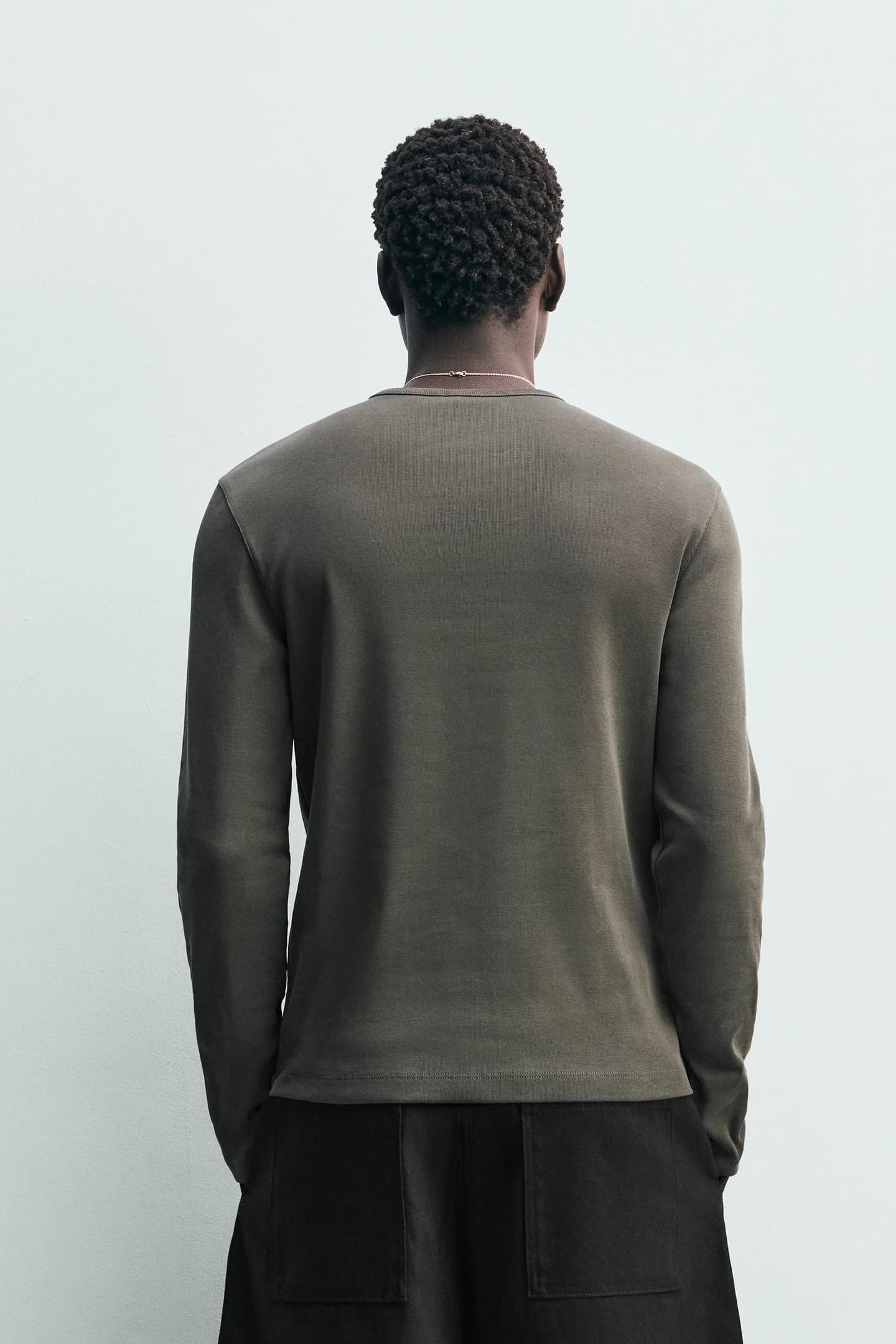 ФУТБОЛКА ПРЯМОГО КРАЯ ИЗ СТРУКТУРНОЙ ТКАНИ - фото 2