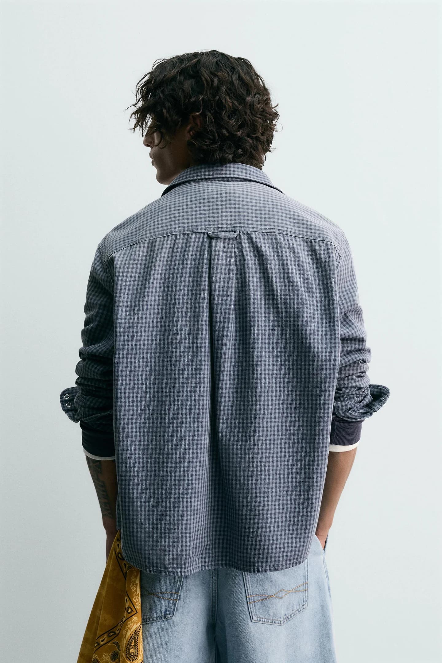 РУБАШКА В КЛЕТИКУ, ОГРАНИЧЕННАЯ ВЫПУСКА - фото 2