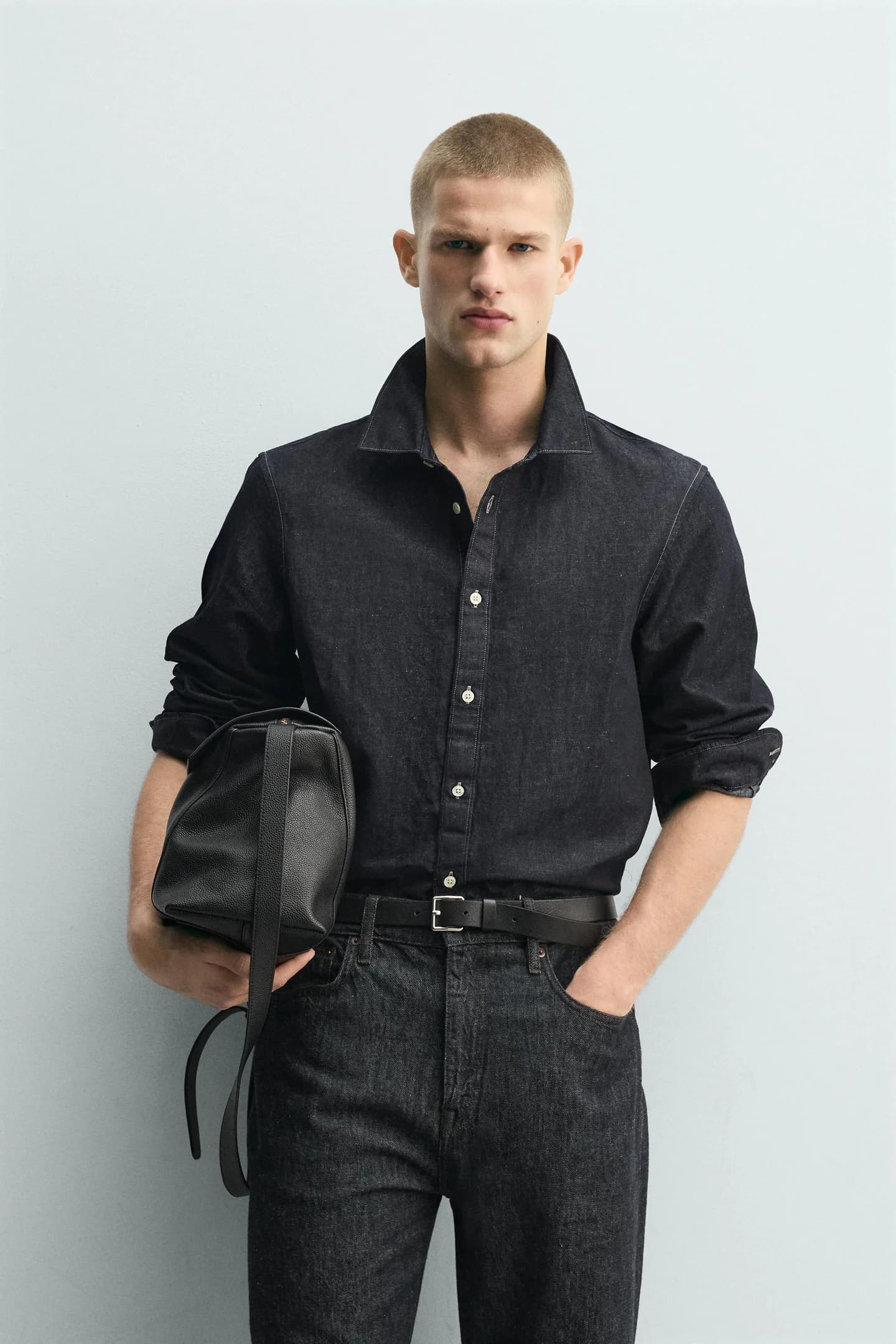 ДЖИНСОВАЯ РУБАШКА ИЗ ЛЬНА И ХЛОПКОВОЙ ТКАНИ