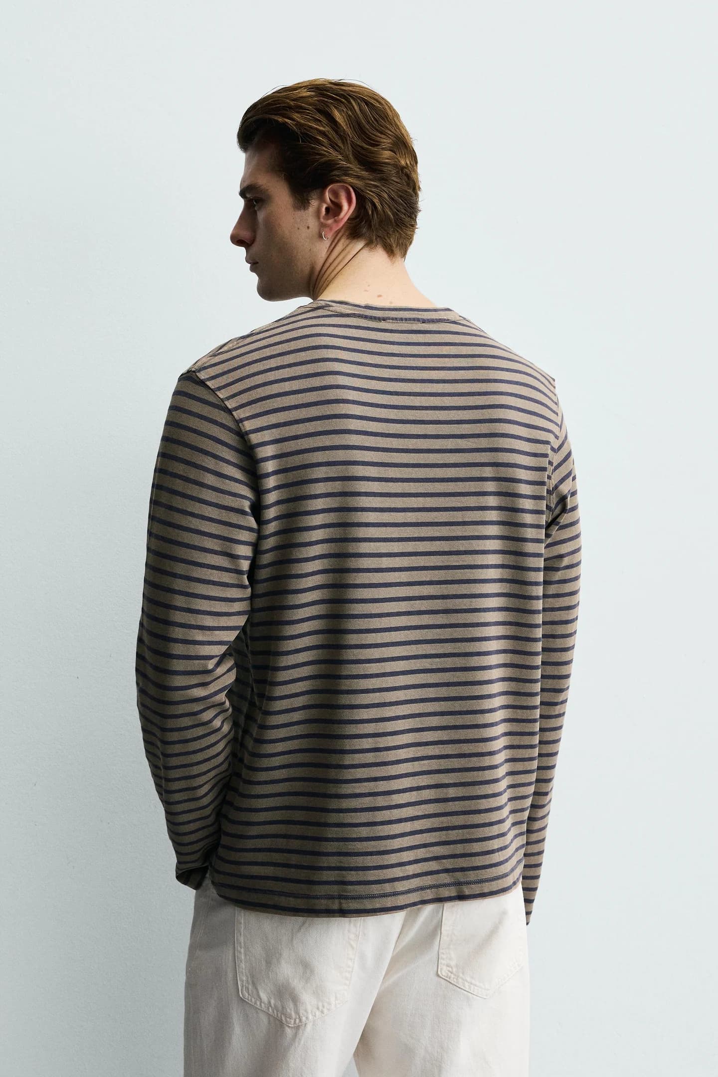 ПОЛОСКАЯ ФУТБОЛКА С ЭФФЕКТОМ СТИРКИ - фото 2