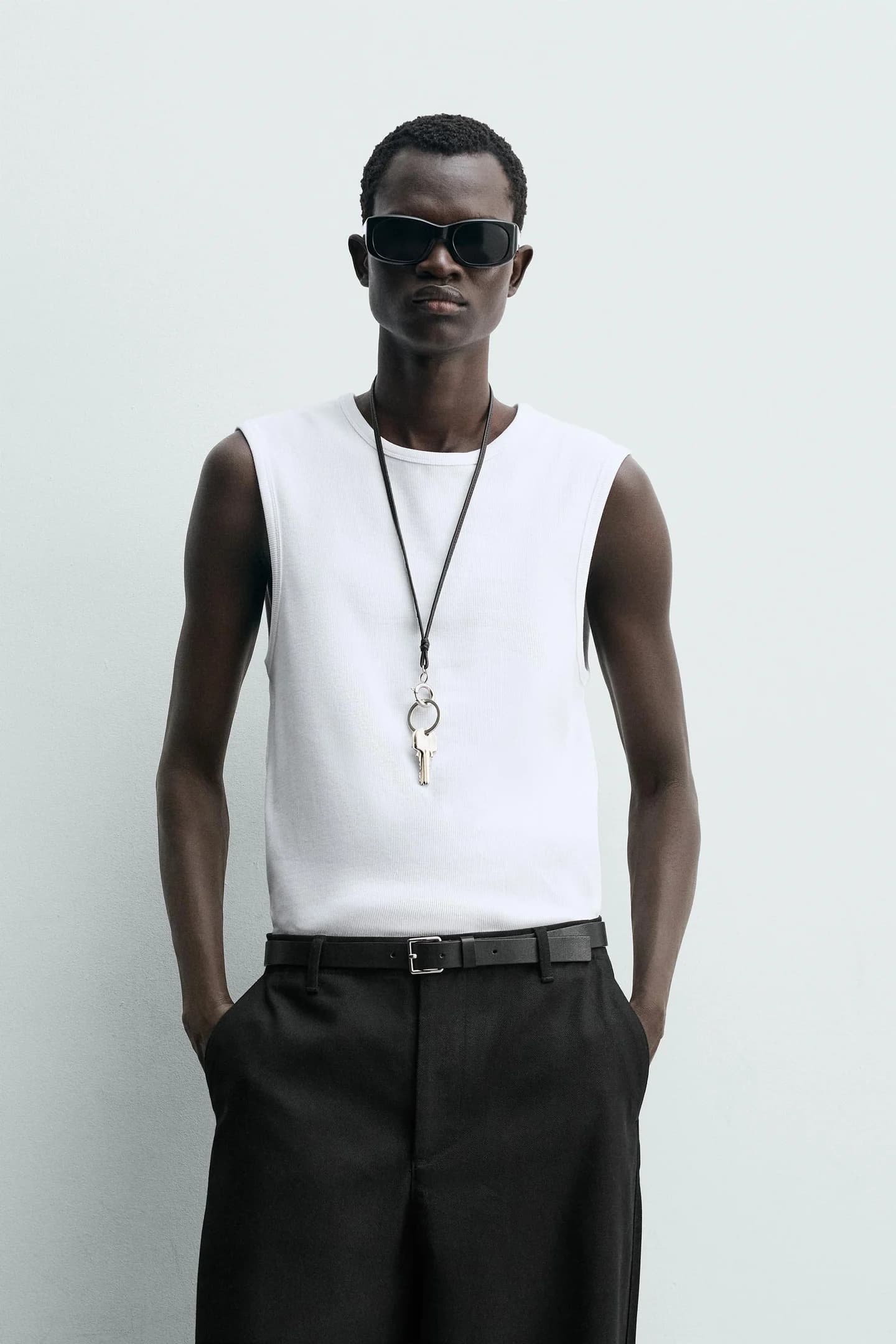 ТРИКОТАЖНАЯ МАЙКА В РЕБРИКУ - фото 3