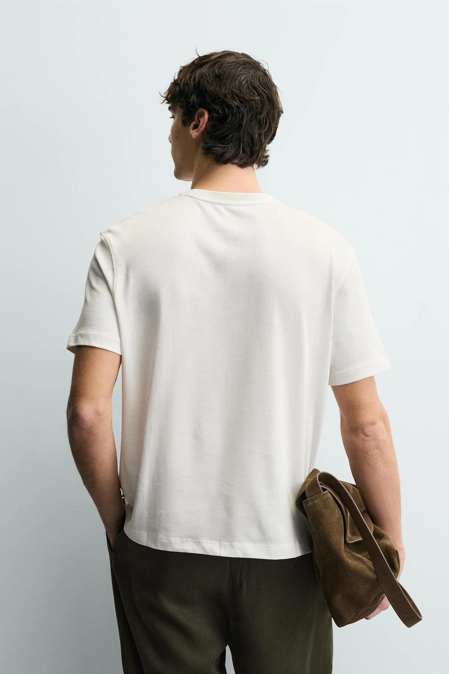 ФУТБОЛКА С КОНТРАСТНЫМ ПРИНТОМ - фото 2