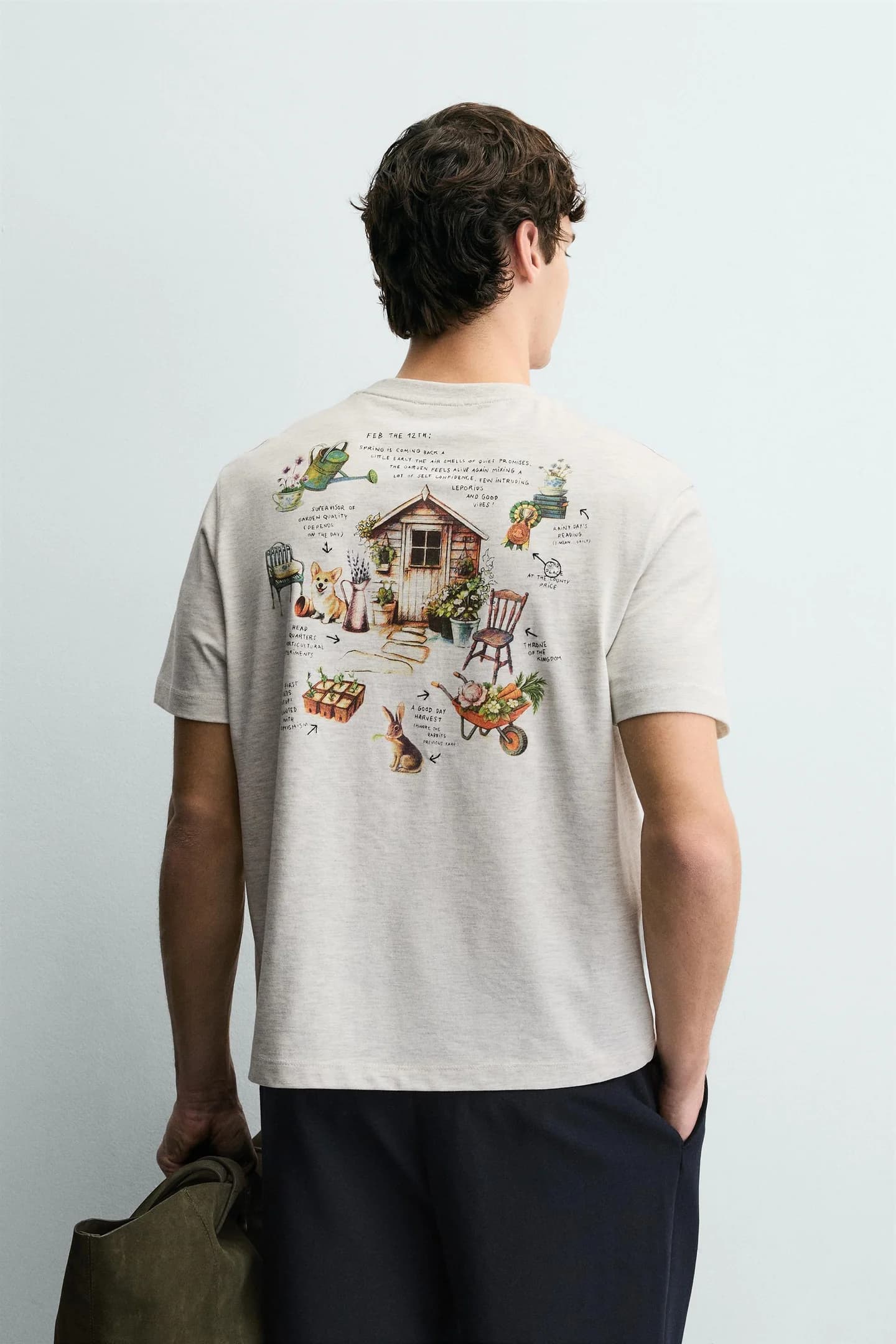 ФУТБОЛКА С КОНТРАСТНЫМ ПРИНТОМ